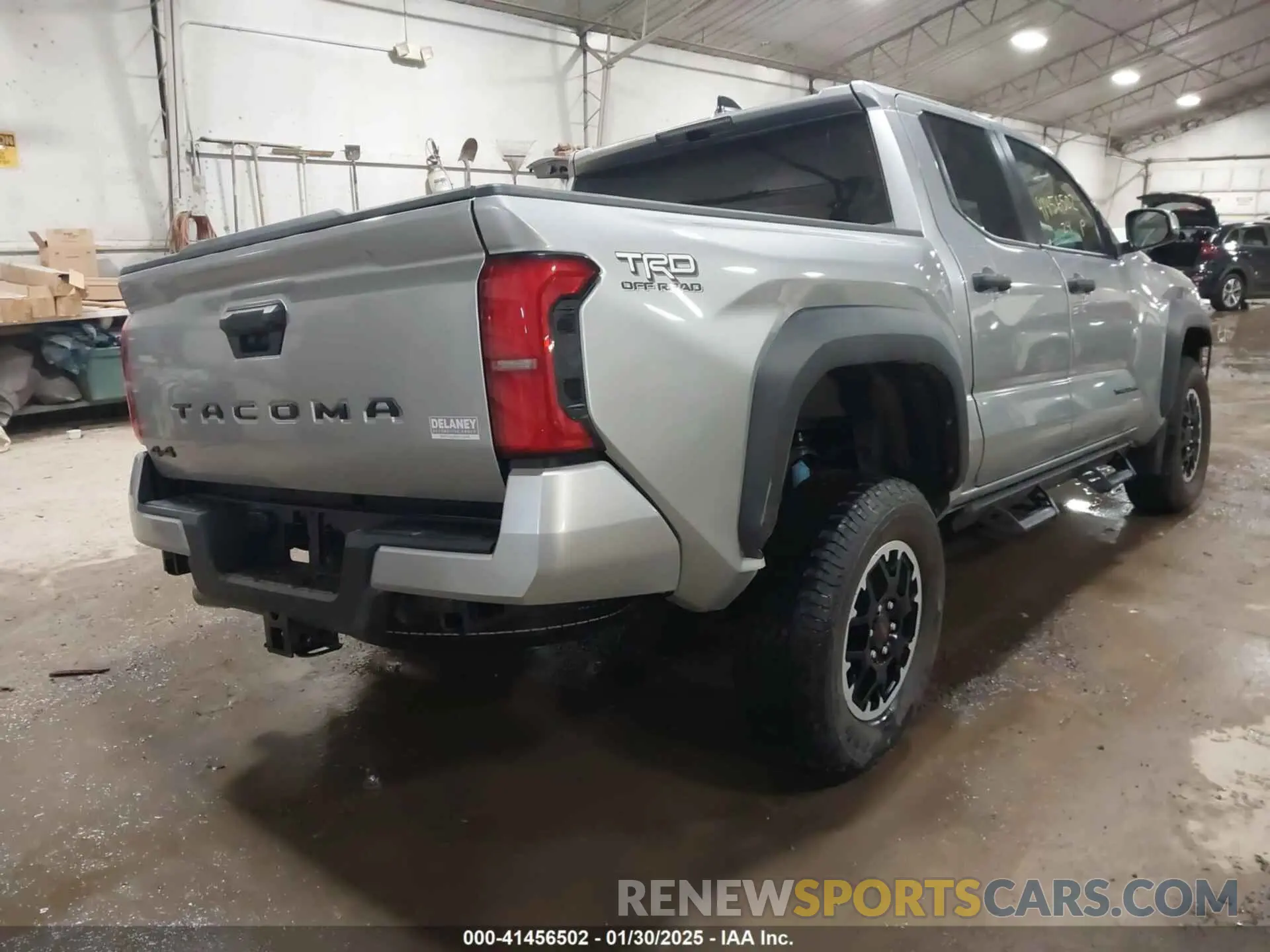 4 Photograph of a damaged car 3TMLB5JN4RM037027 TOYOTA TACOMA 2024