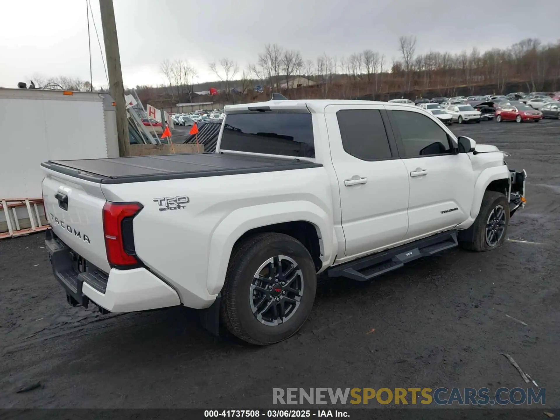 4 Photograph of a damaged car 3TMLB5JN4RM040560 TOYOTA TACOMA 2024
