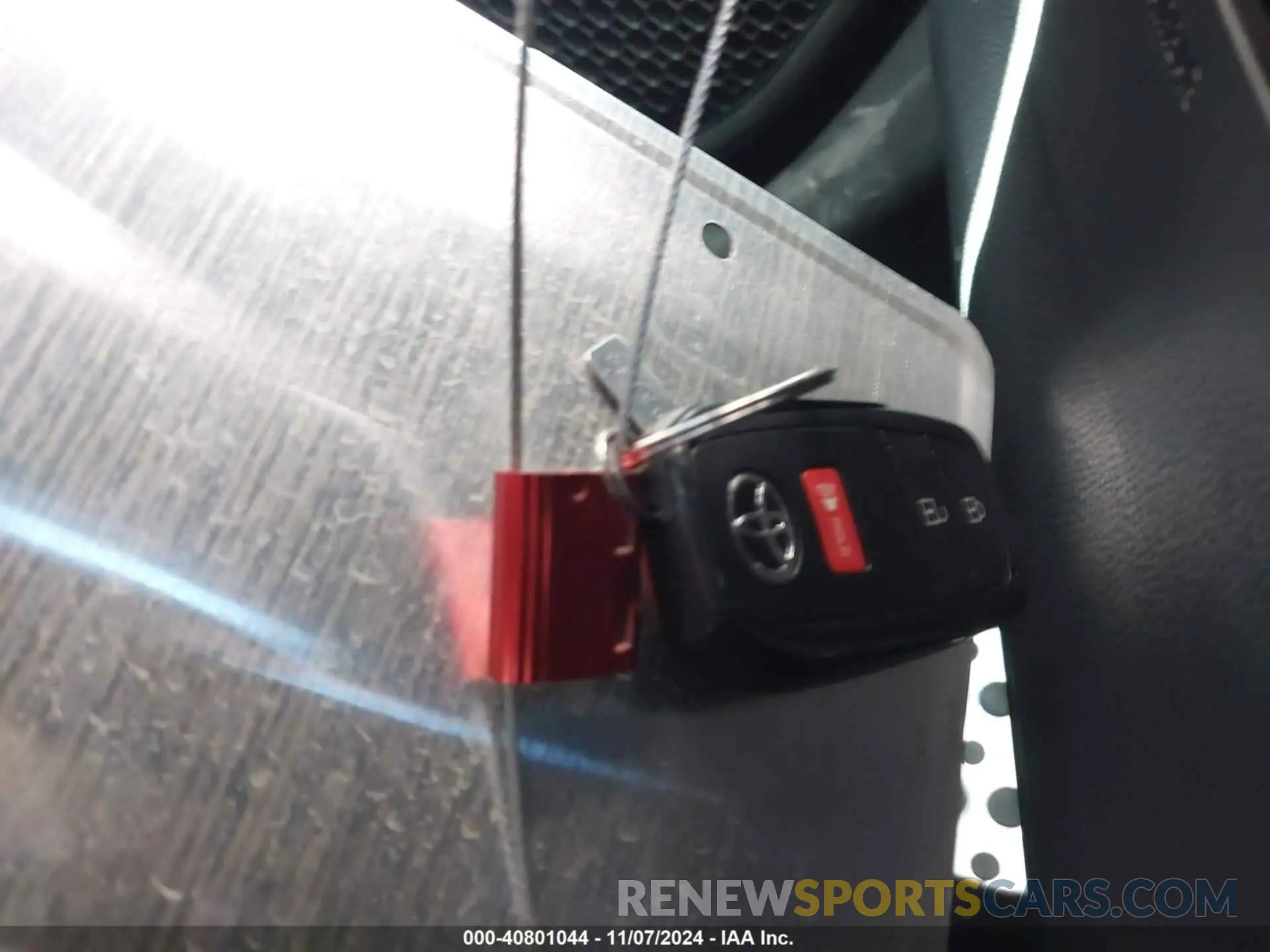 11 Photograph of a damaged car 3TMLB5JN4RM053972 TOYOTA TACOMA 2024