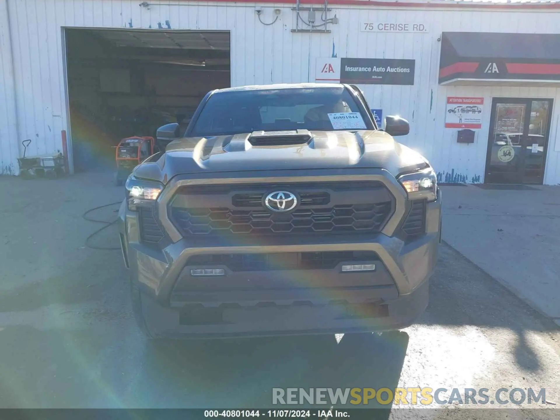 12 Photograph of a damaged car 3TMLB5JN4RM053972 TOYOTA TACOMA 2024