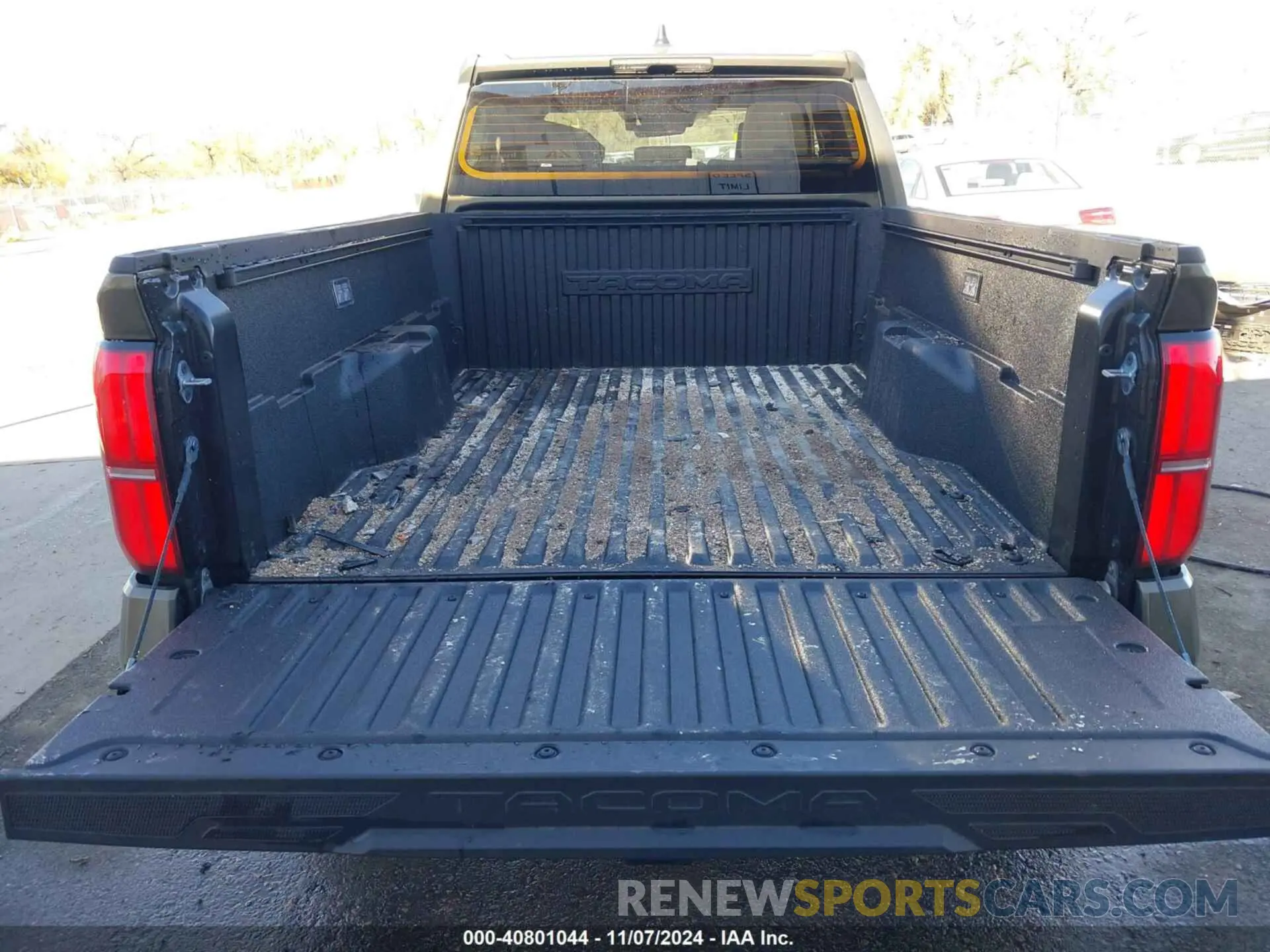 17 Photograph of a damaged car 3TMLB5JN4RM053972 TOYOTA TACOMA 2024