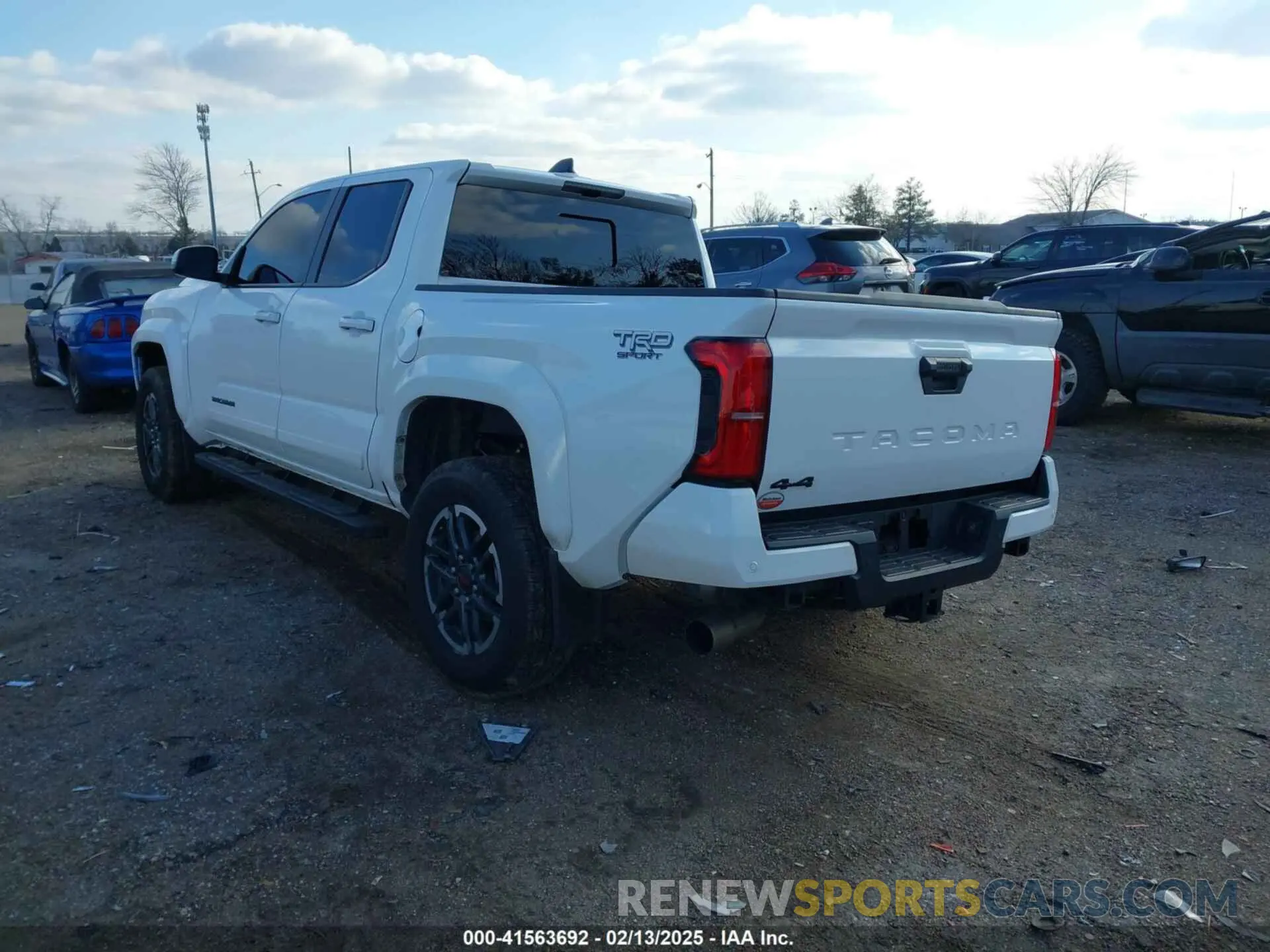 3 Photograph of a damaged car 3TMLB5JN4RM069704 TOYOTA TACOMA 2024