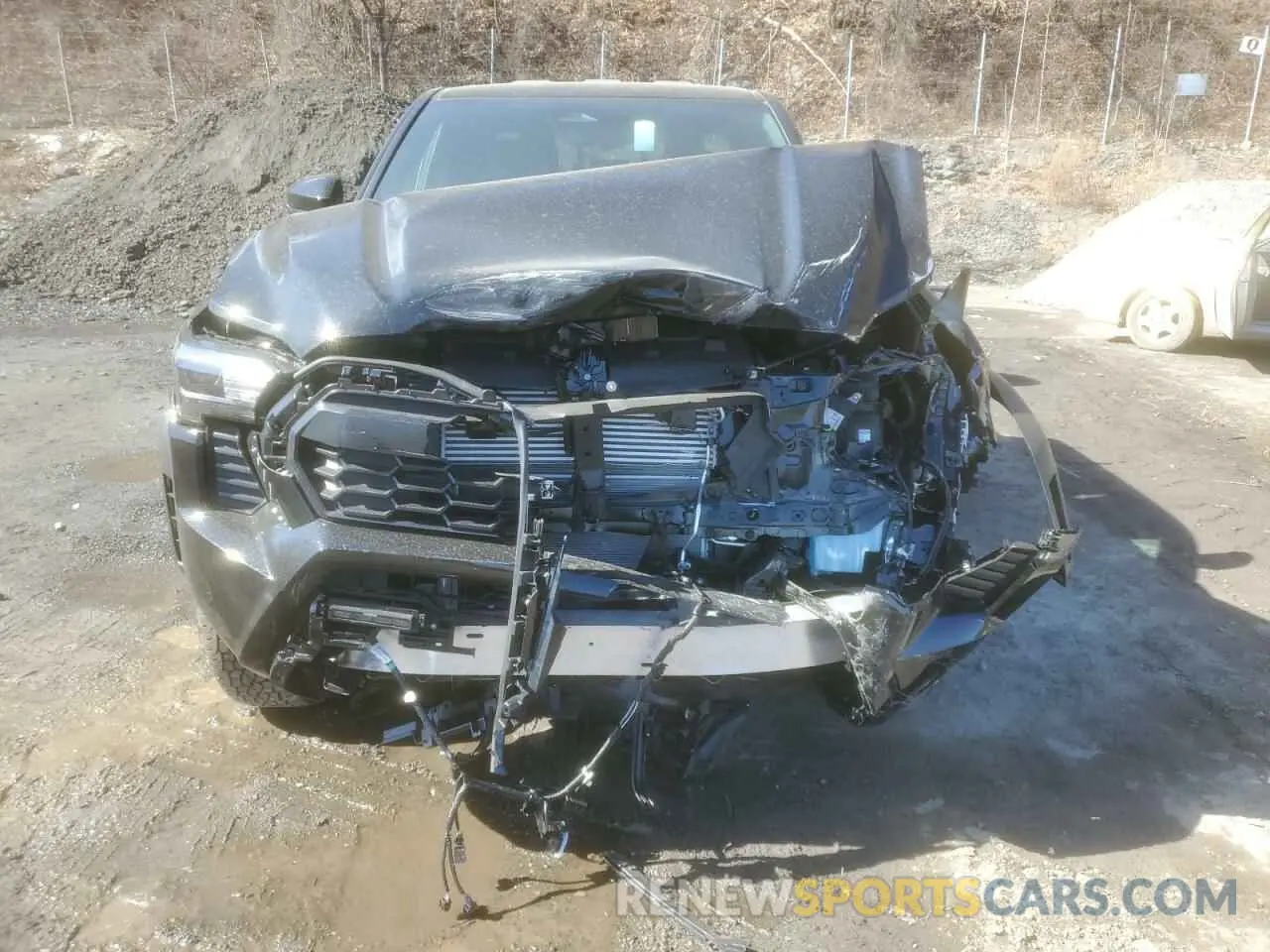 5 Photograph of a damaged car 3TMLB5JN4RM083845 TOYOTA TACOMA 2024