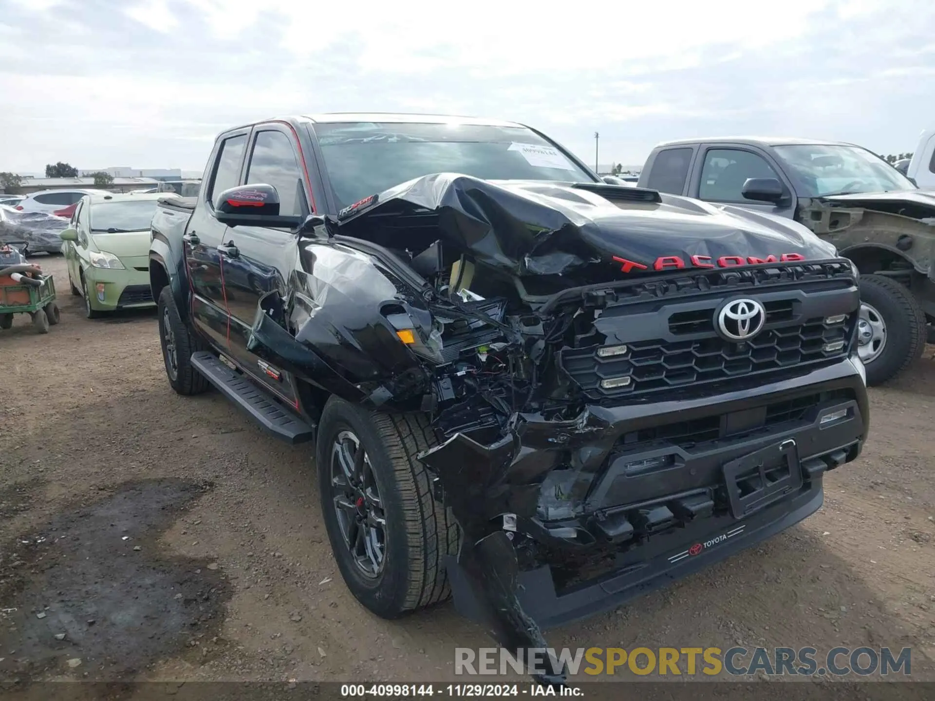 6 Photograph of a damaged car 3TMLB5JN5RM002187 TOYOTA TACOMA 2024