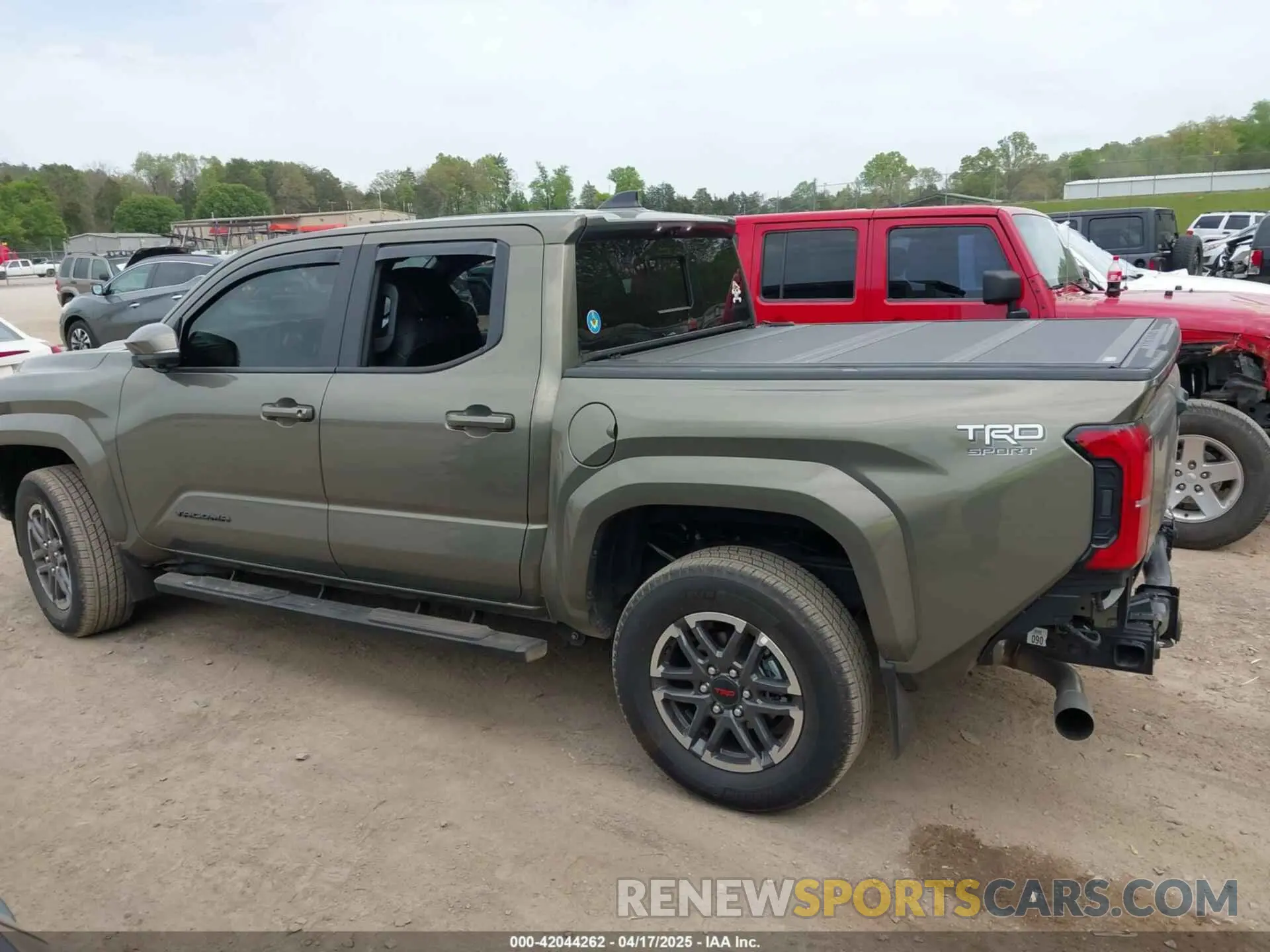 14 Photograph of a damaged car 3TMLB5JN5RM045248 TOYOTA TACOMA 2024