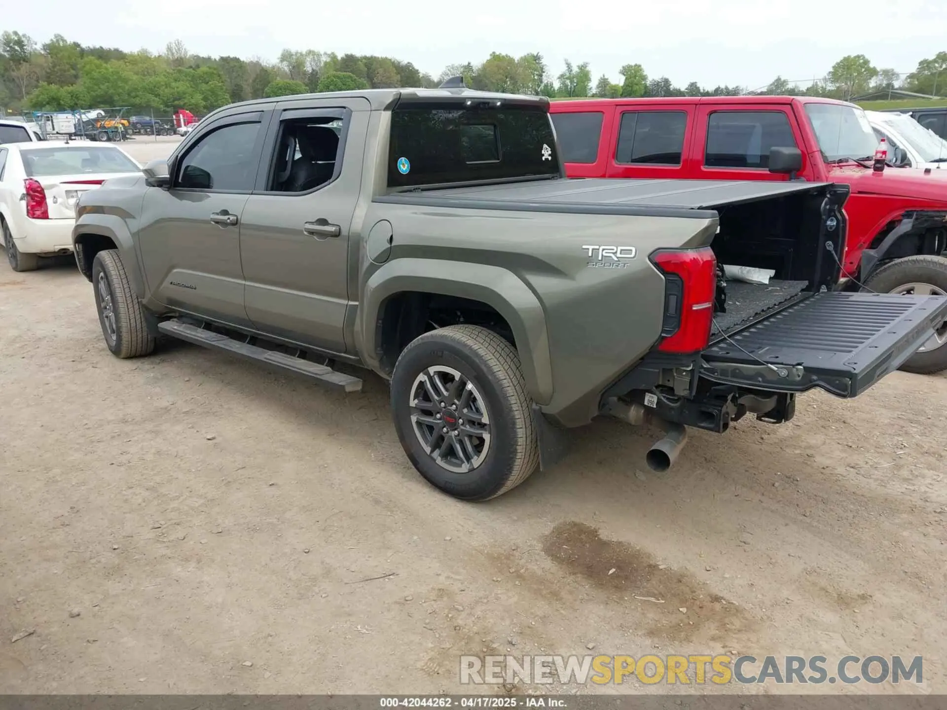3 Photograph of a damaged car 3TMLB5JN5RM045248 TOYOTA TACOMA 2024