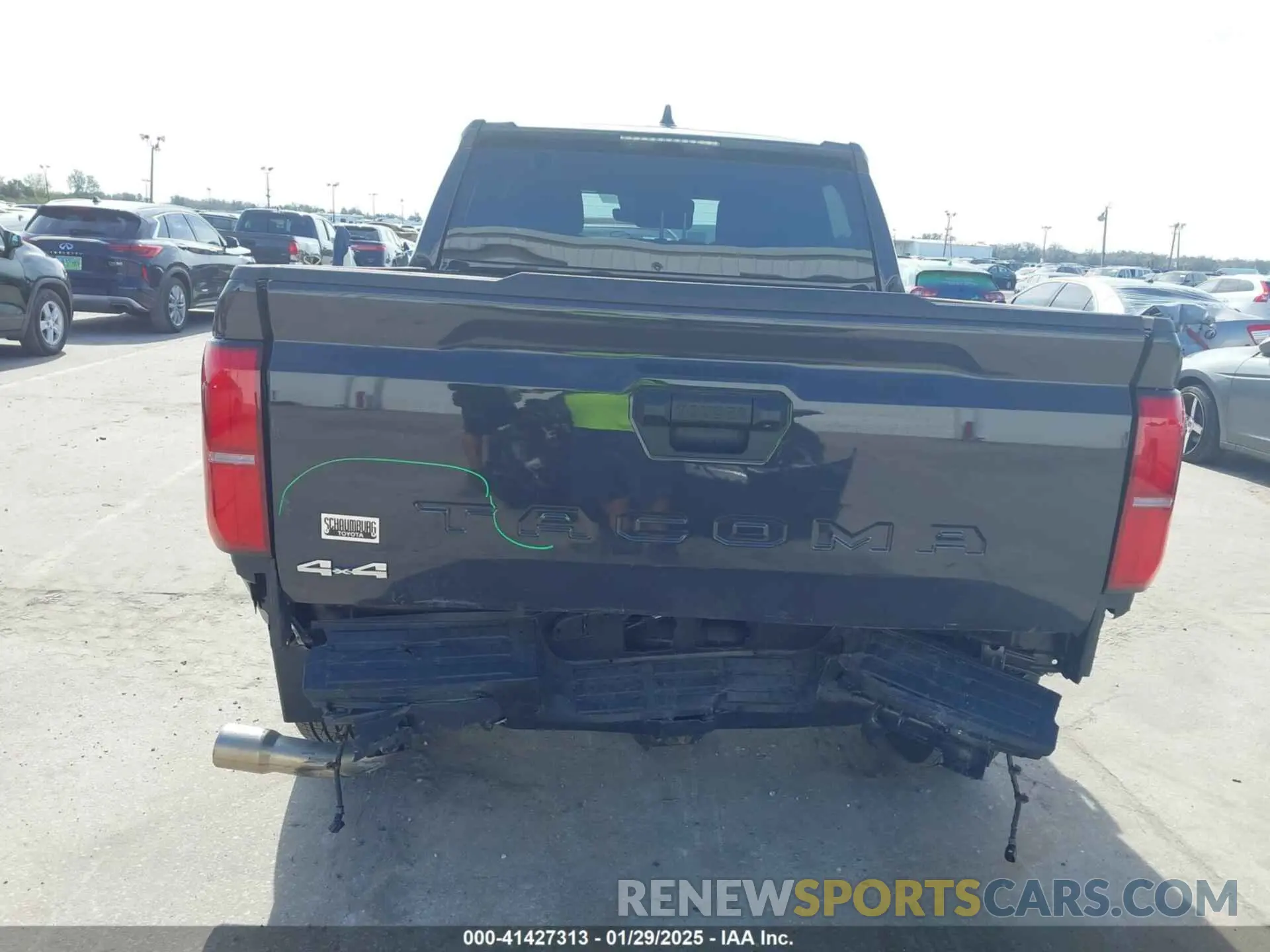 16 Photograph of a damaged car 3TMLB5JN5RM052698 TOYOTA TACOMA 2024