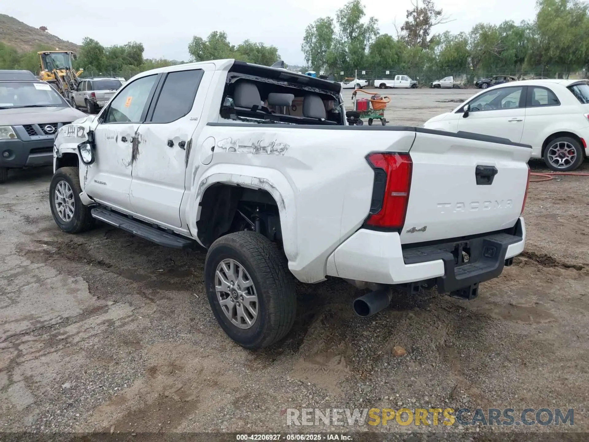 3 Photograph of a damaged car 3TMLB5JN5RM081702 TOYOTA TACOMA 2024