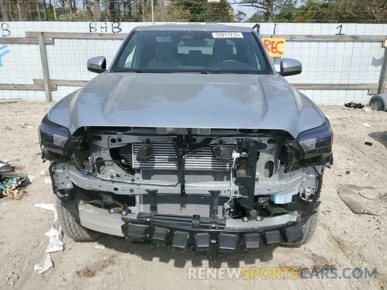 5 Photograph of a damaged car 3TMLB5JN6RM029804 TOYOTA TACOMA 2024