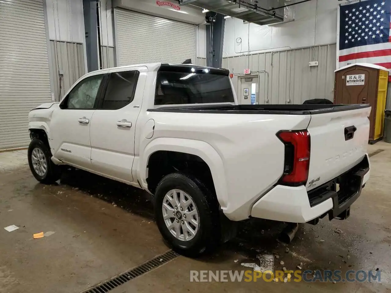 2 Photograph of a damaged car 3TMLB5JN6RM051804 TOYOTA TACOMA 2024
