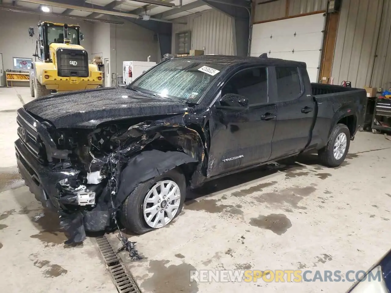 1 Photograph of a damaged car 3TMLB5JN6RM057781 TOYOTA TACOMA 2024