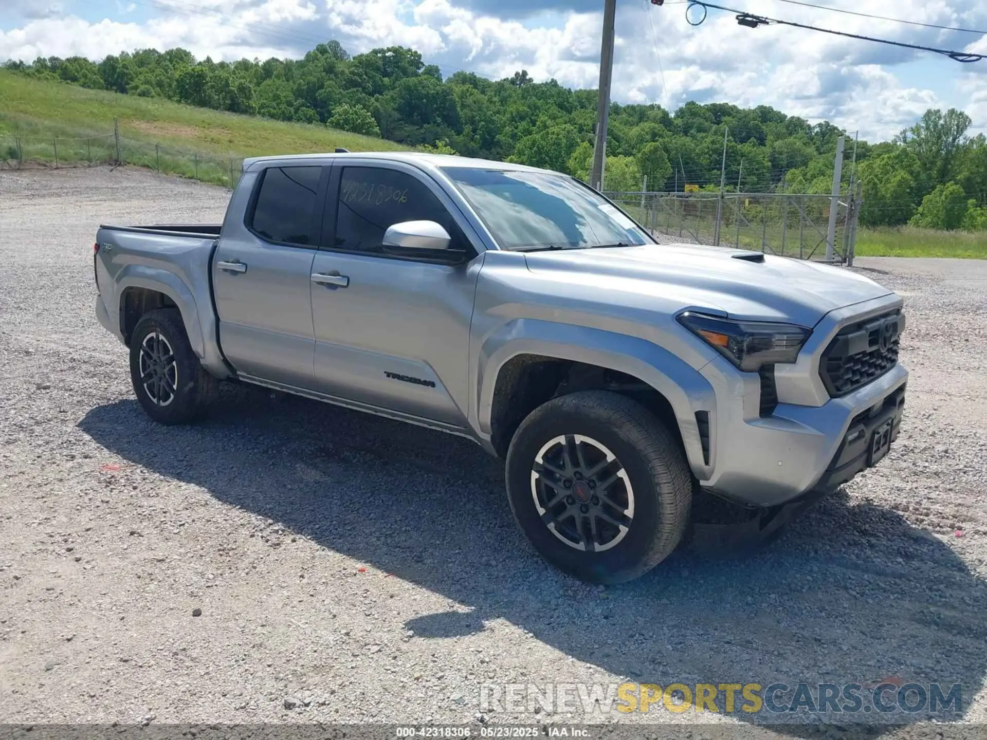 1 Photograph of a damaged car 3TMLB5JN7RM014602 TOYOTA TACOMA 2024