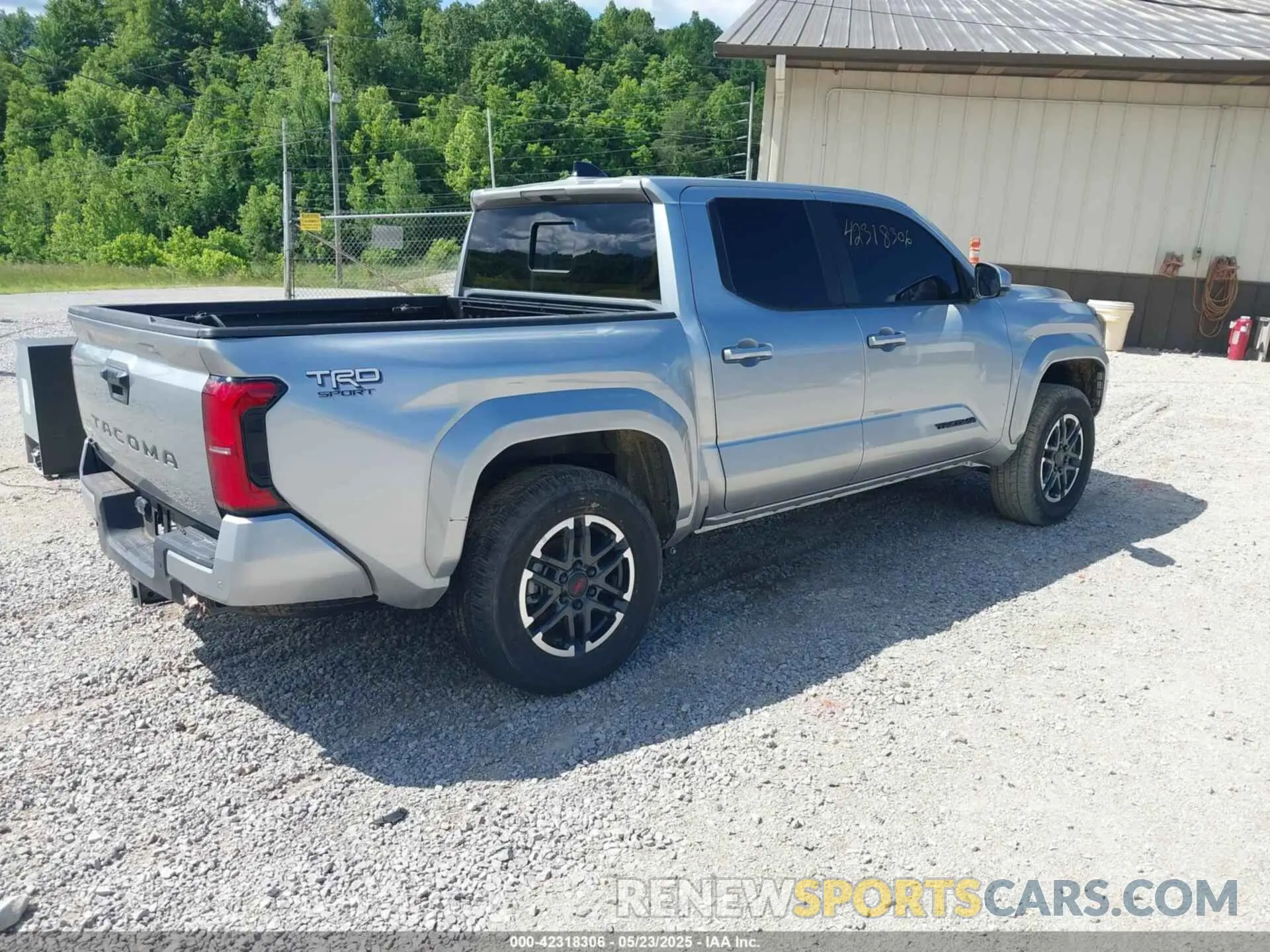 4 Photograph of a damaged car 3TMLB5JN7RM014602 TOYOTA TACOMA 2024