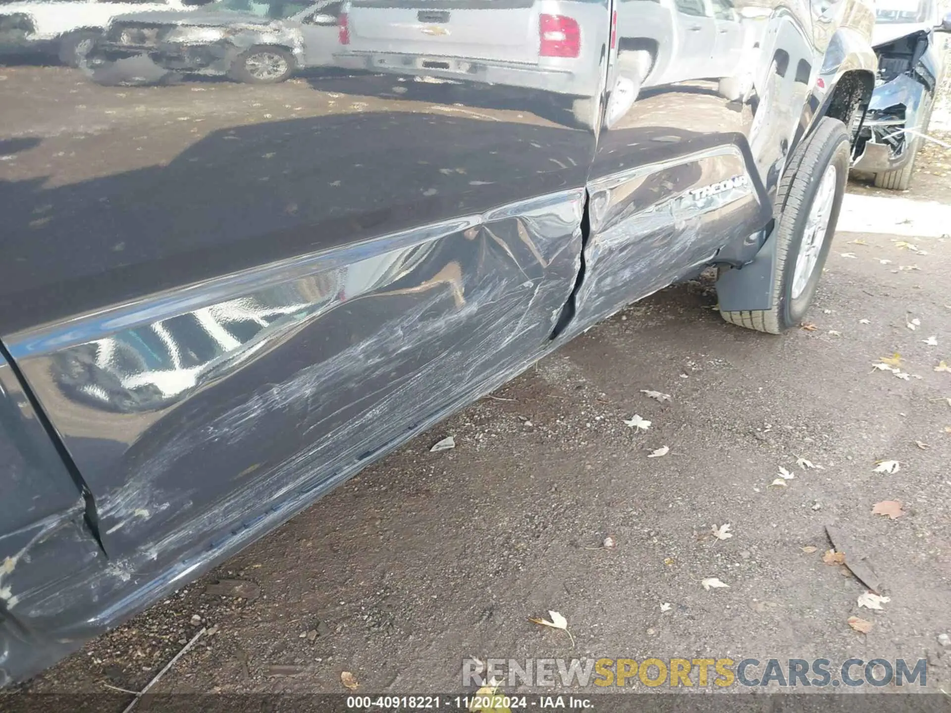 18 Photograph of a damaged car 3TMLB5JN7RM019668 TOYOTA TACOMA 2024