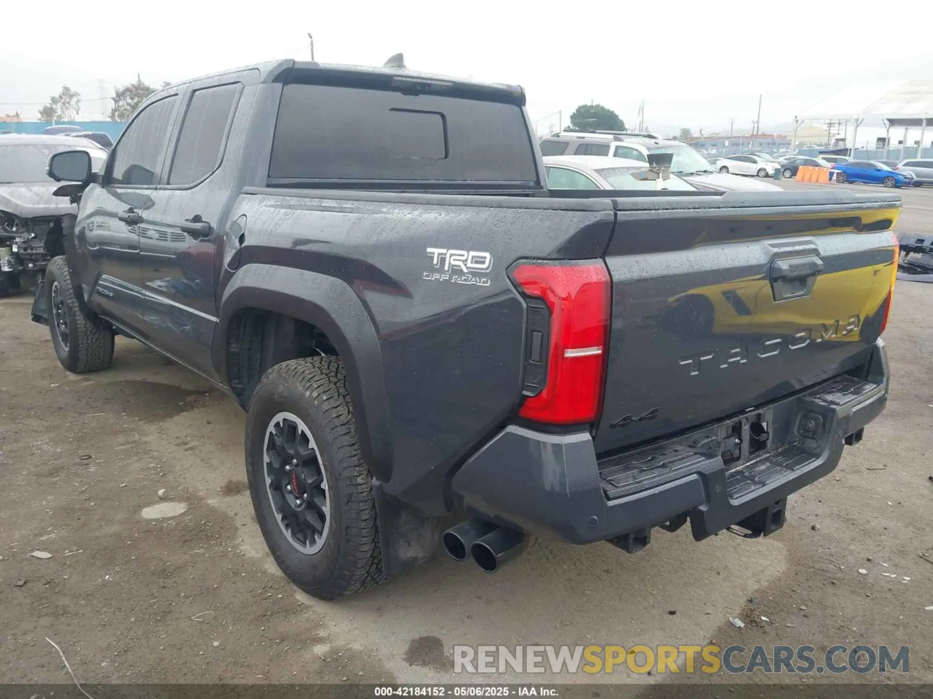 3 Photograph of a damaged car 3TMLB5JN7RM035613 TOYOTA TACOMA 2024