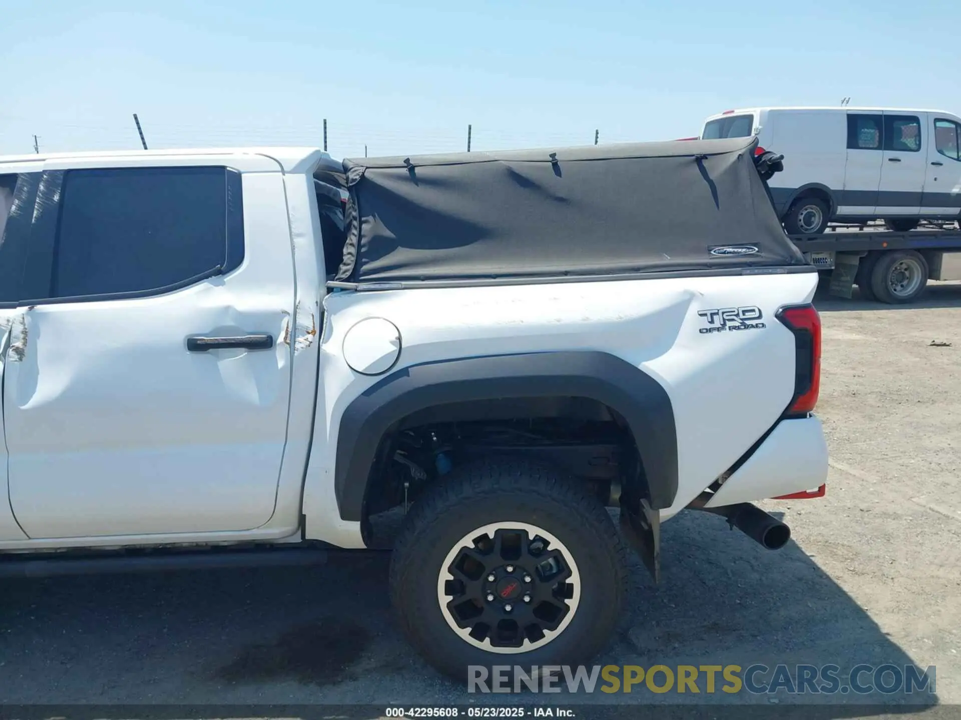 20 Photograph of a damaged car 3TMLB5JN7RM041251 TOYOTA TACOMA 2024