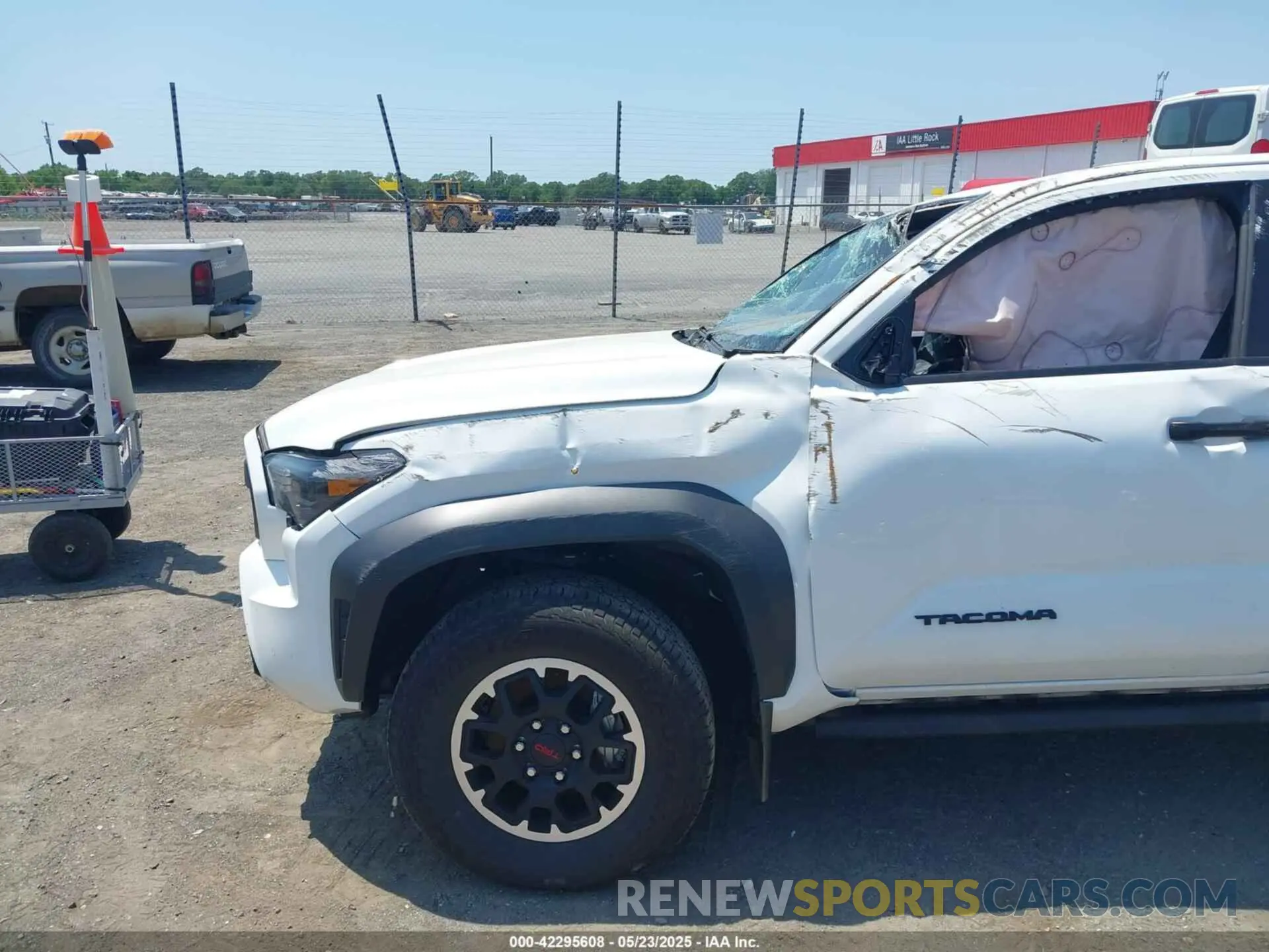 21 Photograph of a damaged car 3TMLB5JN7RM041251 TOYOTA TACOMA 2024