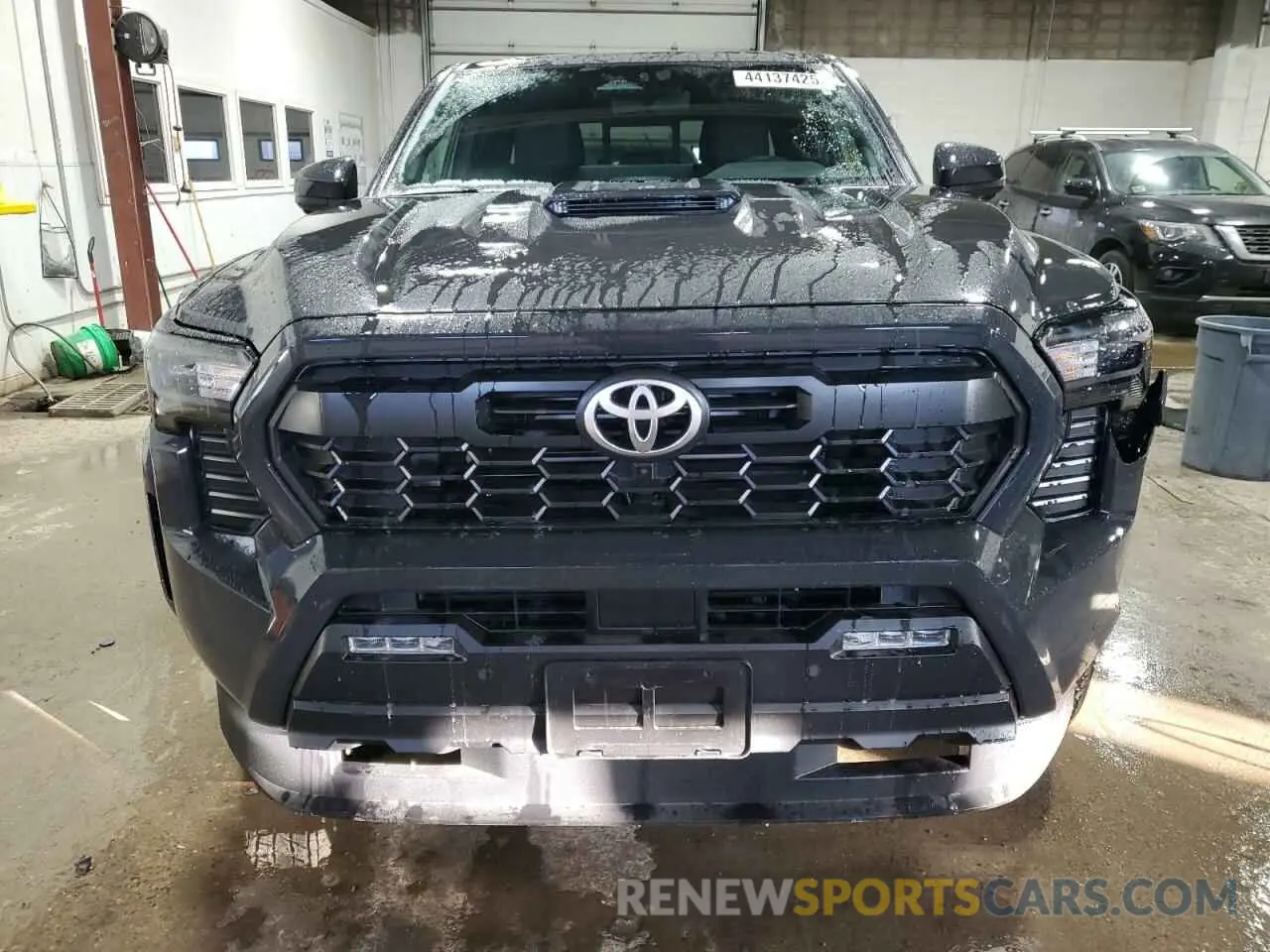 5 Photograph of a damaged car 3TMLB5JN7RM055649 TOYOTA TACOMA 2024