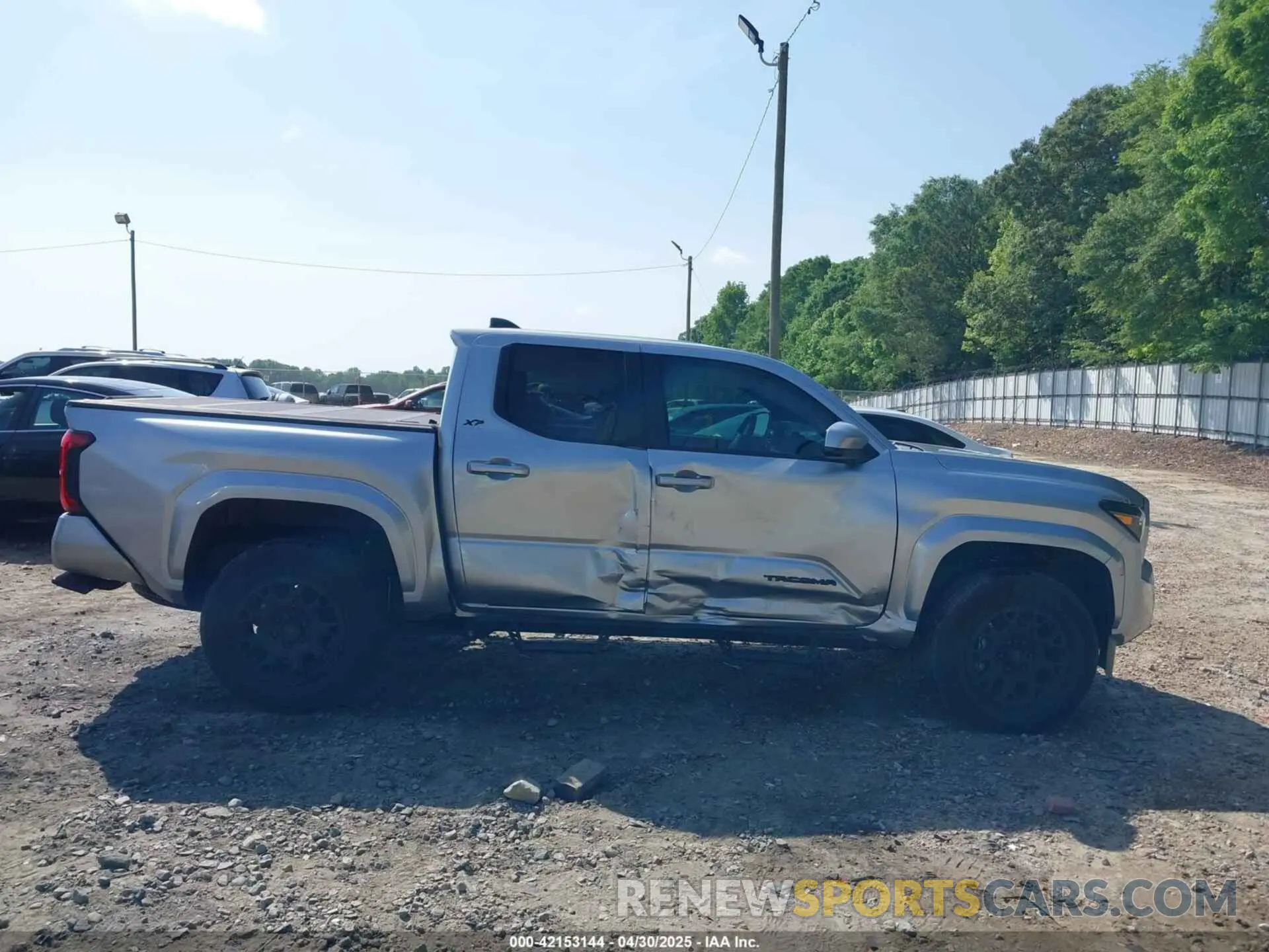 13 Photograph of a damaged car 3TMLB5JN8RM017959 TOYOTA TACOMA 2024