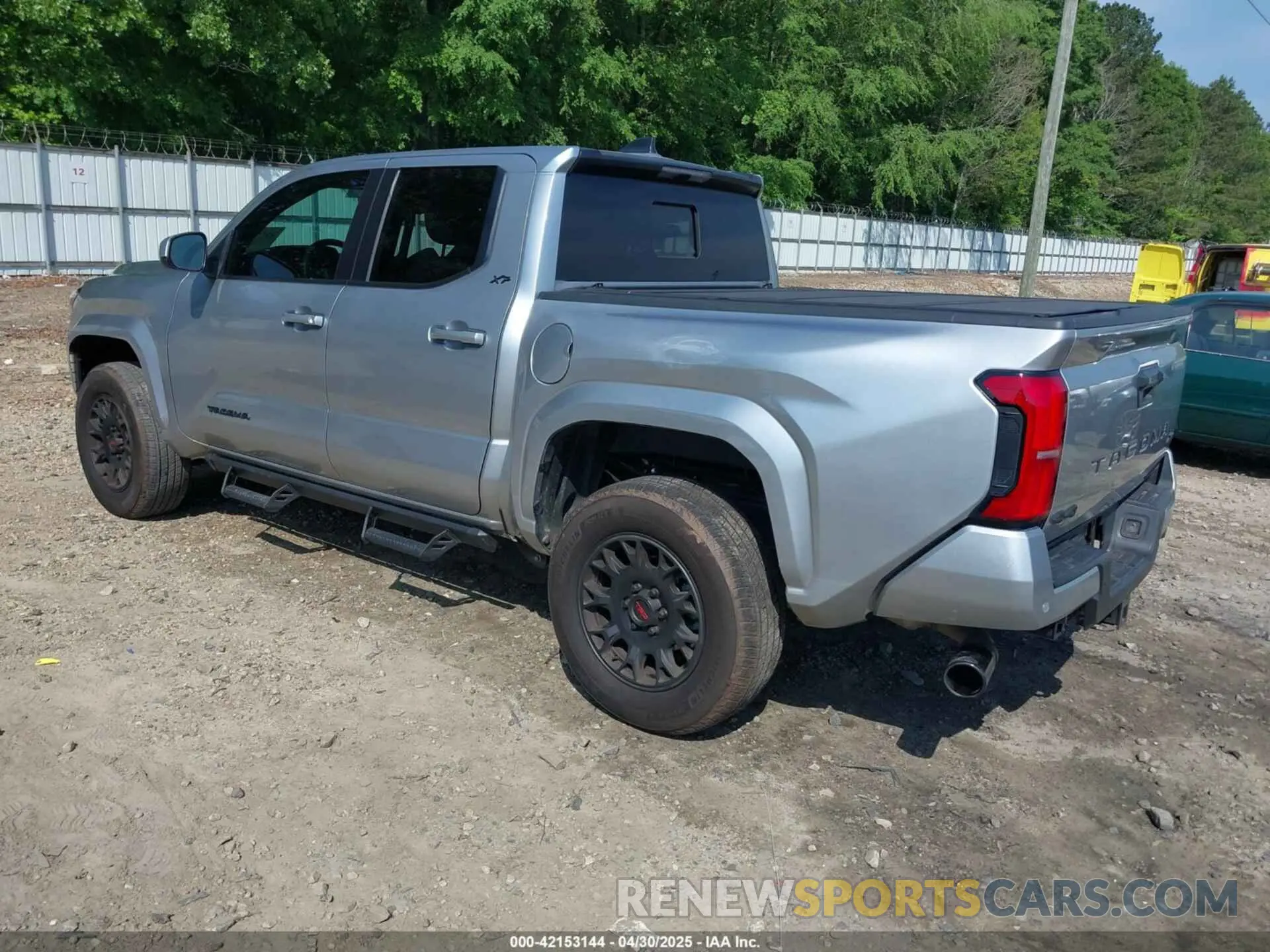3 Photograph of a damaged car 3TMLB5JN8RM017959 TOYOTA TACOMA 2024