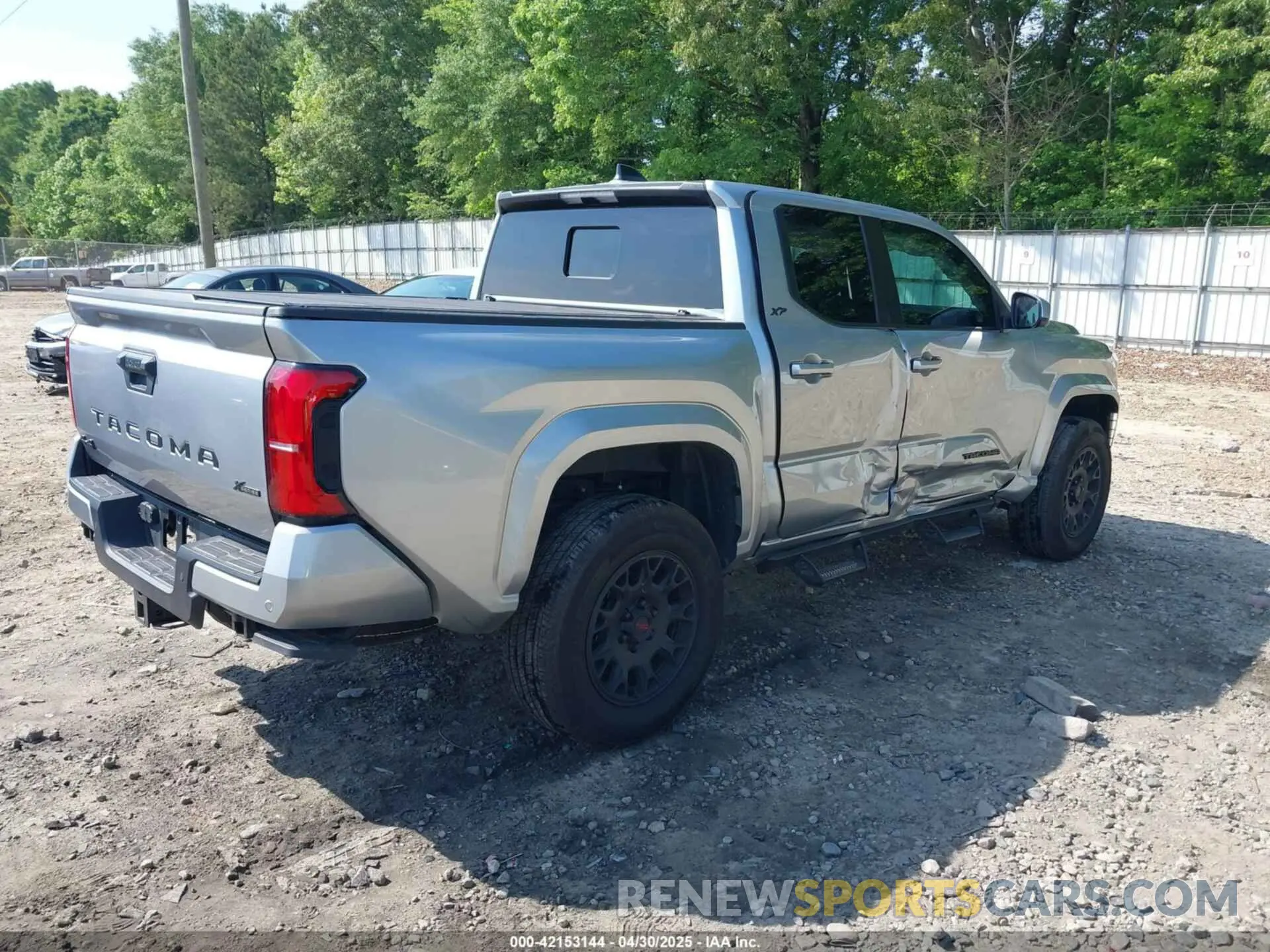 4 Photograph of a damaged car 3TMLB5JN8RM017959 TOYOTA TACOMA 2024
