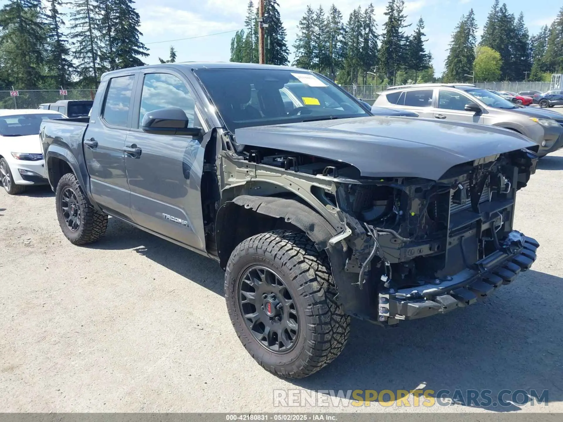 1 Photograph of a damaged car 3TMLB5JN8RM035295 TOYOTA TACOMA 2024