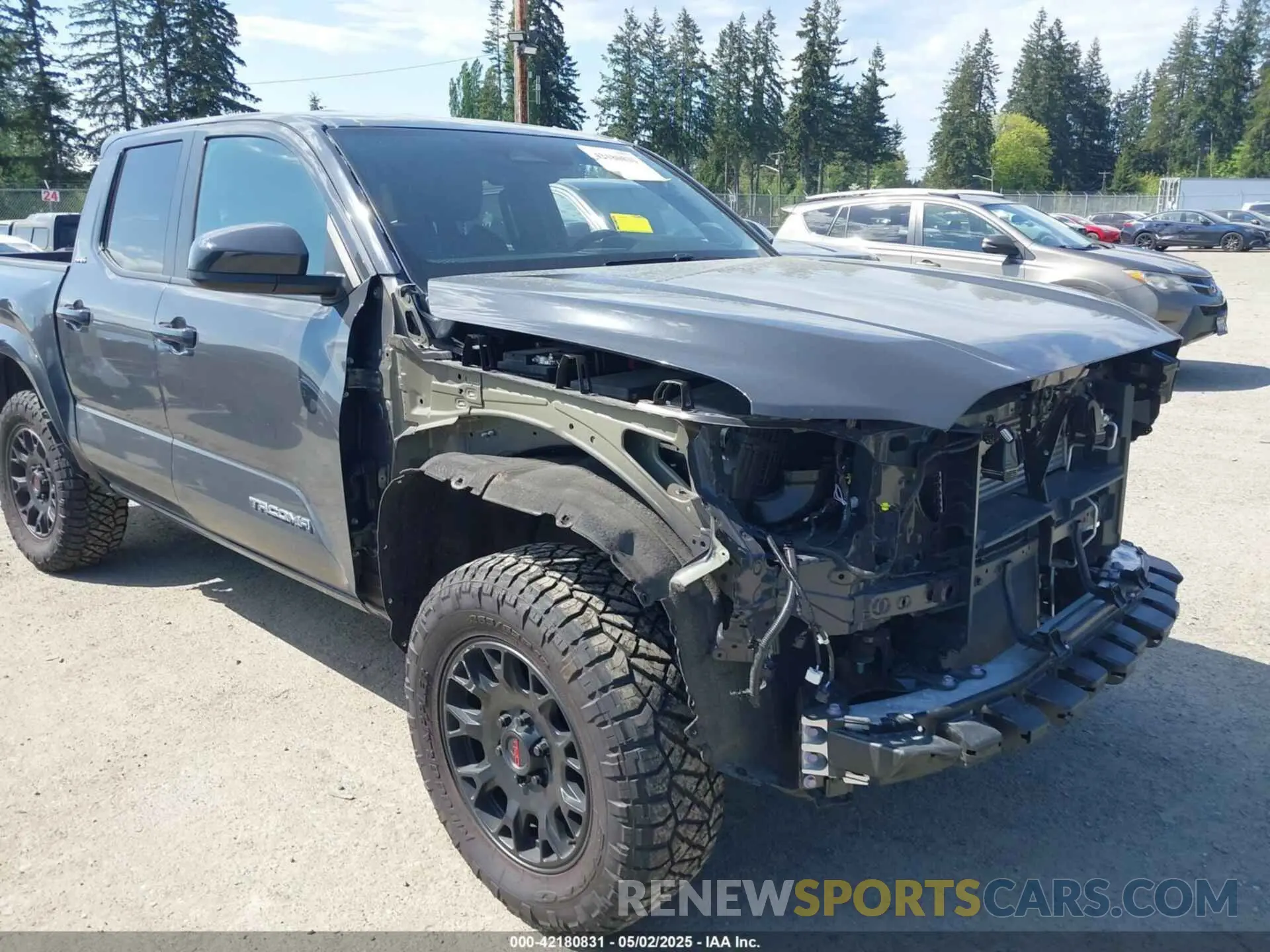 6 Photograph of a damaged car 3TMLB5JN8RM035295 TOYOTA TACOMA 2024