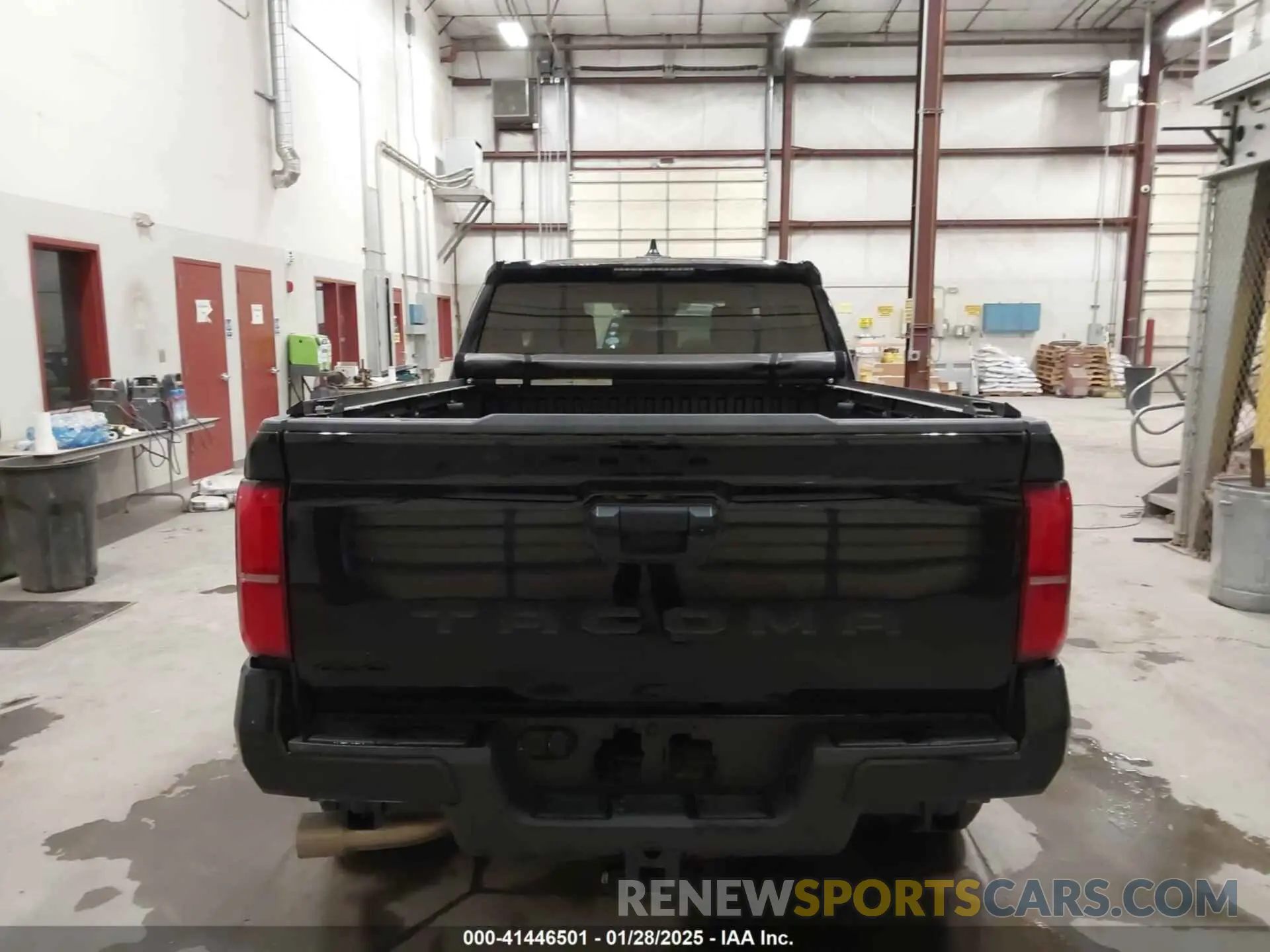 16 Photograph of a damaged car 3TMLB5JN9RM026461 TOYOTA TACOMA 2024