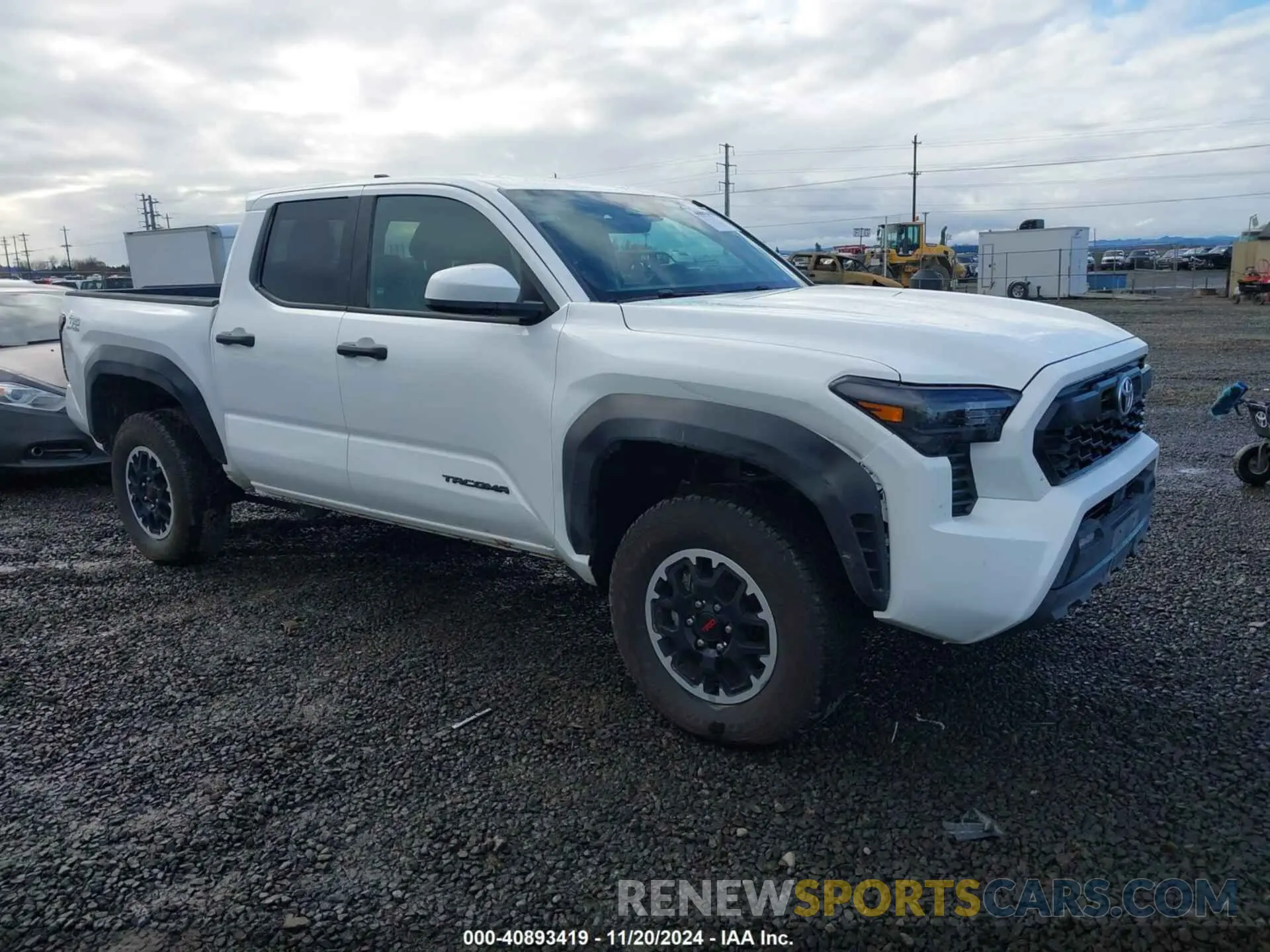 1 Photograph of a damaged car 3TMLB5JN9RM035256 TOYOTA TACOMA 2024