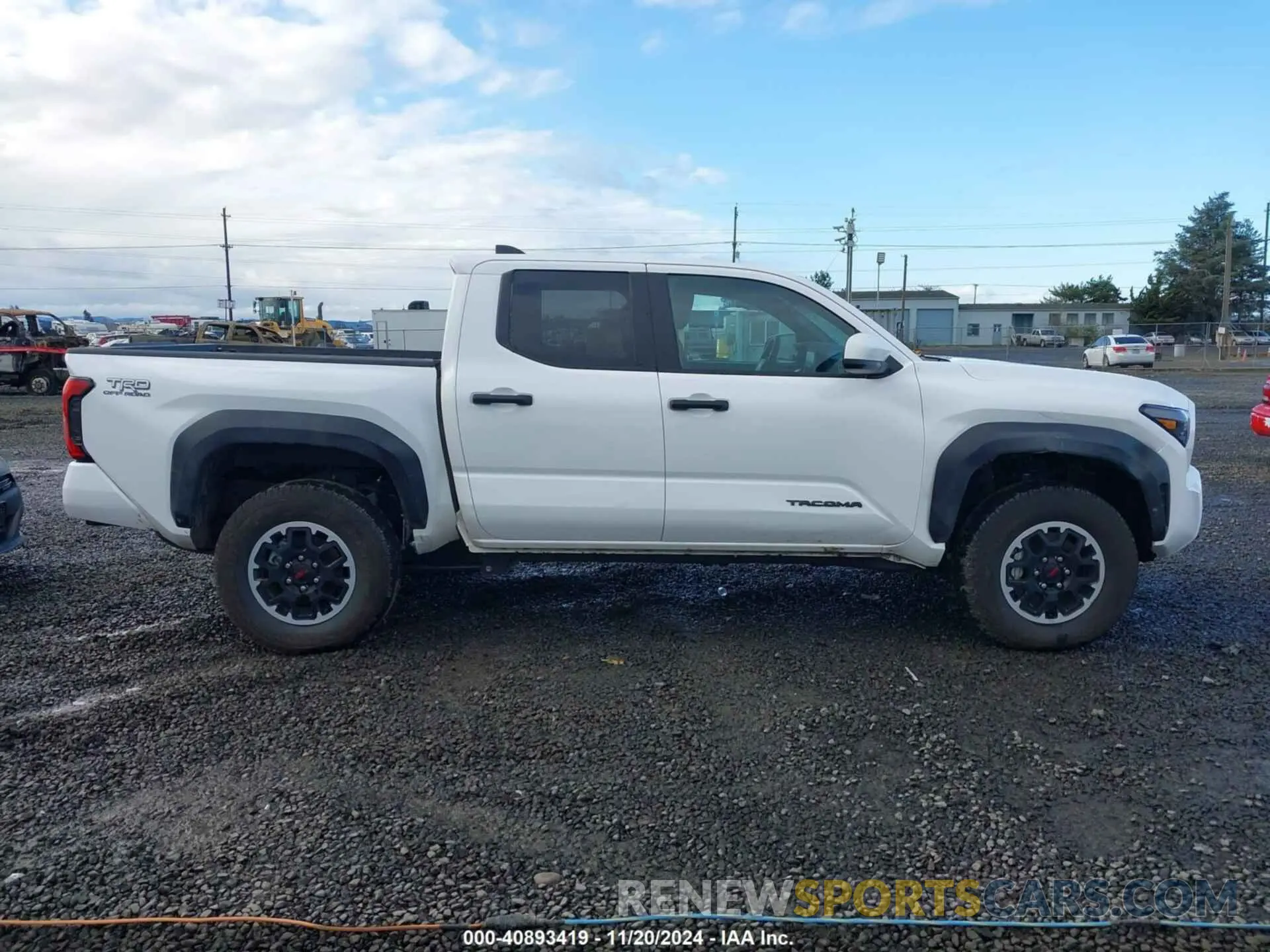 13 Photograph of a damaged car 3TMLB5JN9RM035256 TOYOTA TACOMA 2024