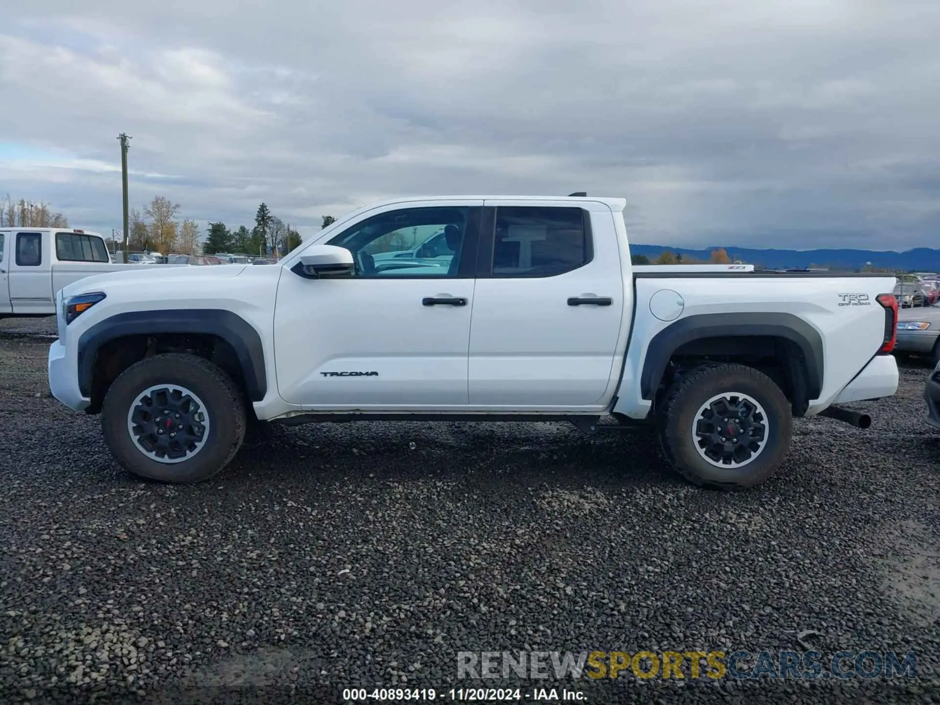 14 Photograph of a damaged car 3TMLB5JN9RM035256 TOYOTA TACOMA 2024