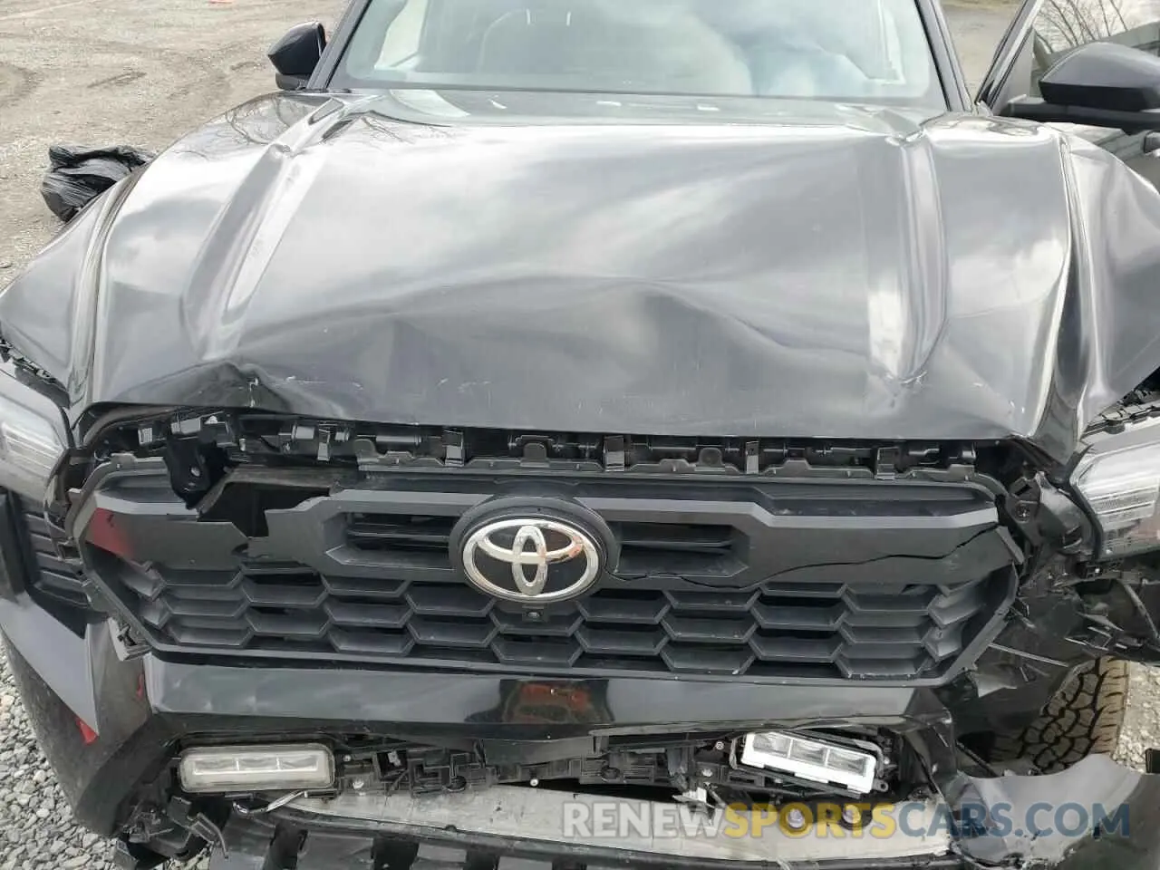 13 Photograph of a damaged car 3TMLB5JN9RM060688 TOYOTA TACOMA 2024