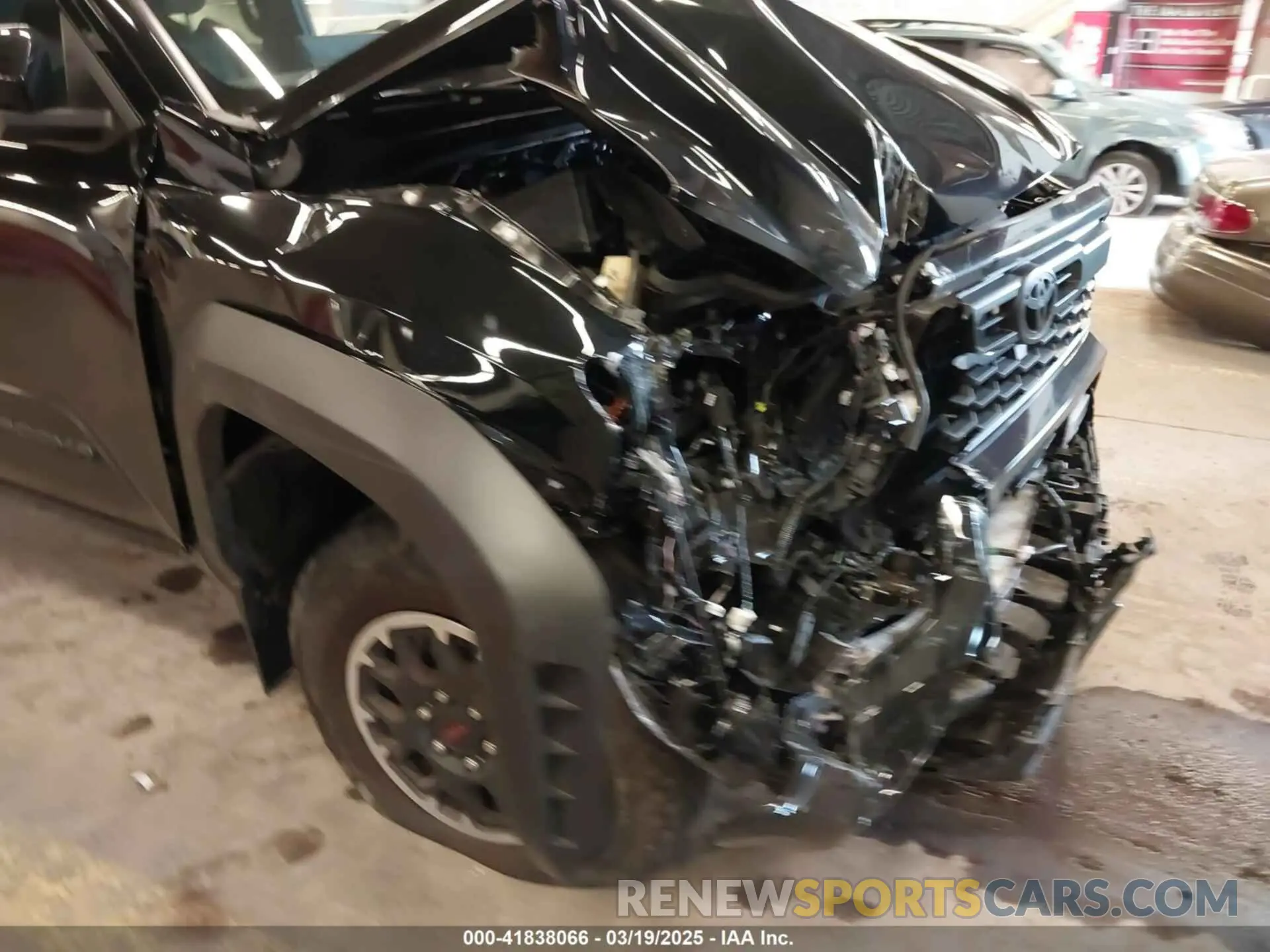 18 Photograph of a damaged car 3TMLB5JN9RM067673 TOYOTA TACOMA 2024