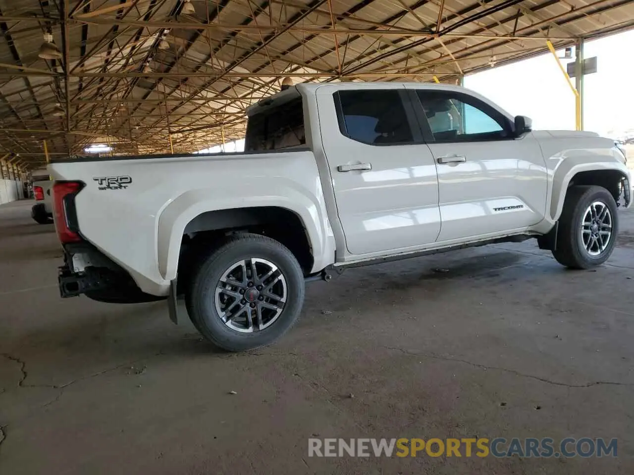 3 Photograph of a damaged car 3TMLB5JNXRM001973 TOYOTA TACOMA 2024