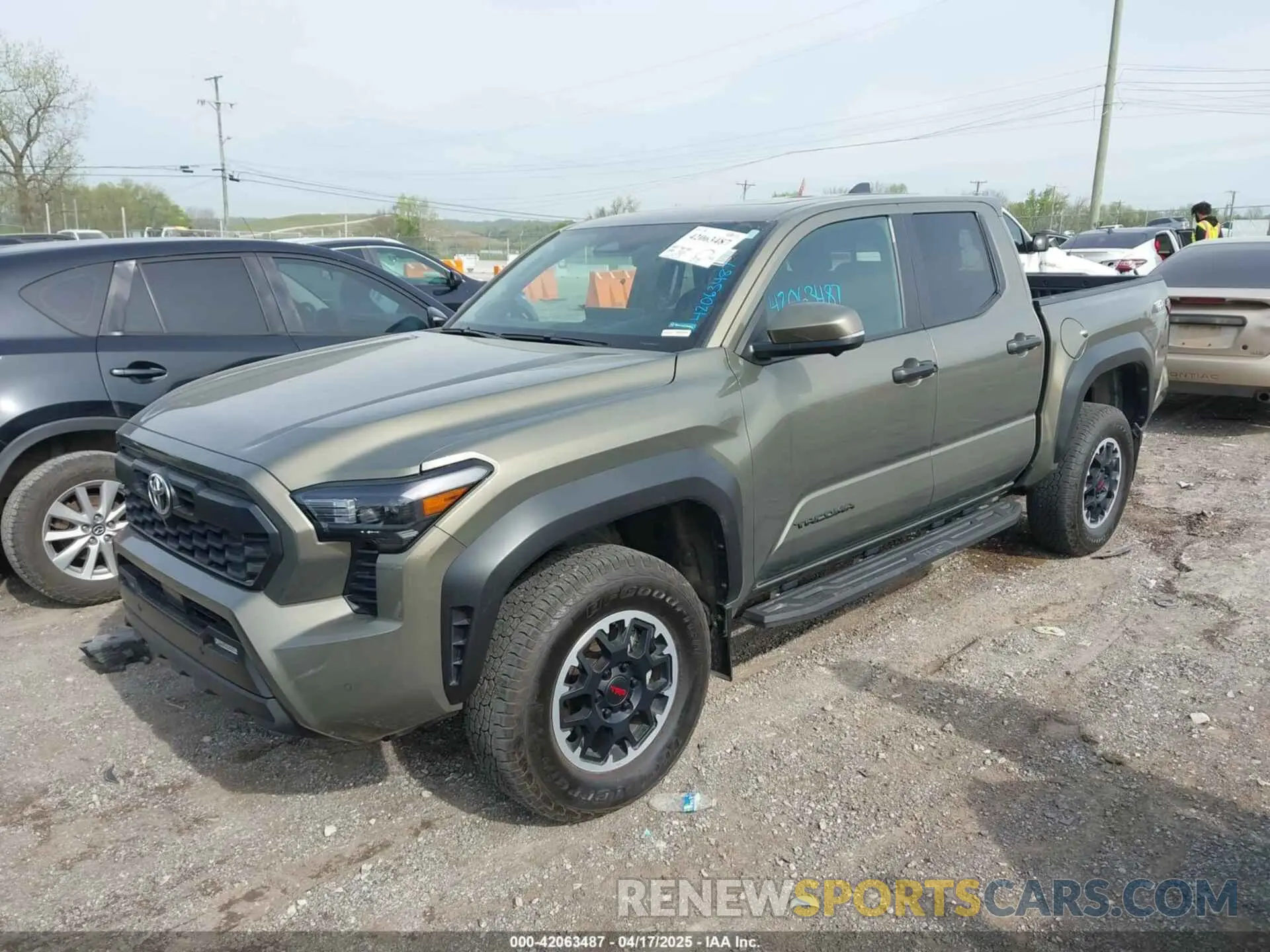 2 Photograph of a damaged car 3TMLB5JNXRM006834 TOYOTA TACOMA 2024