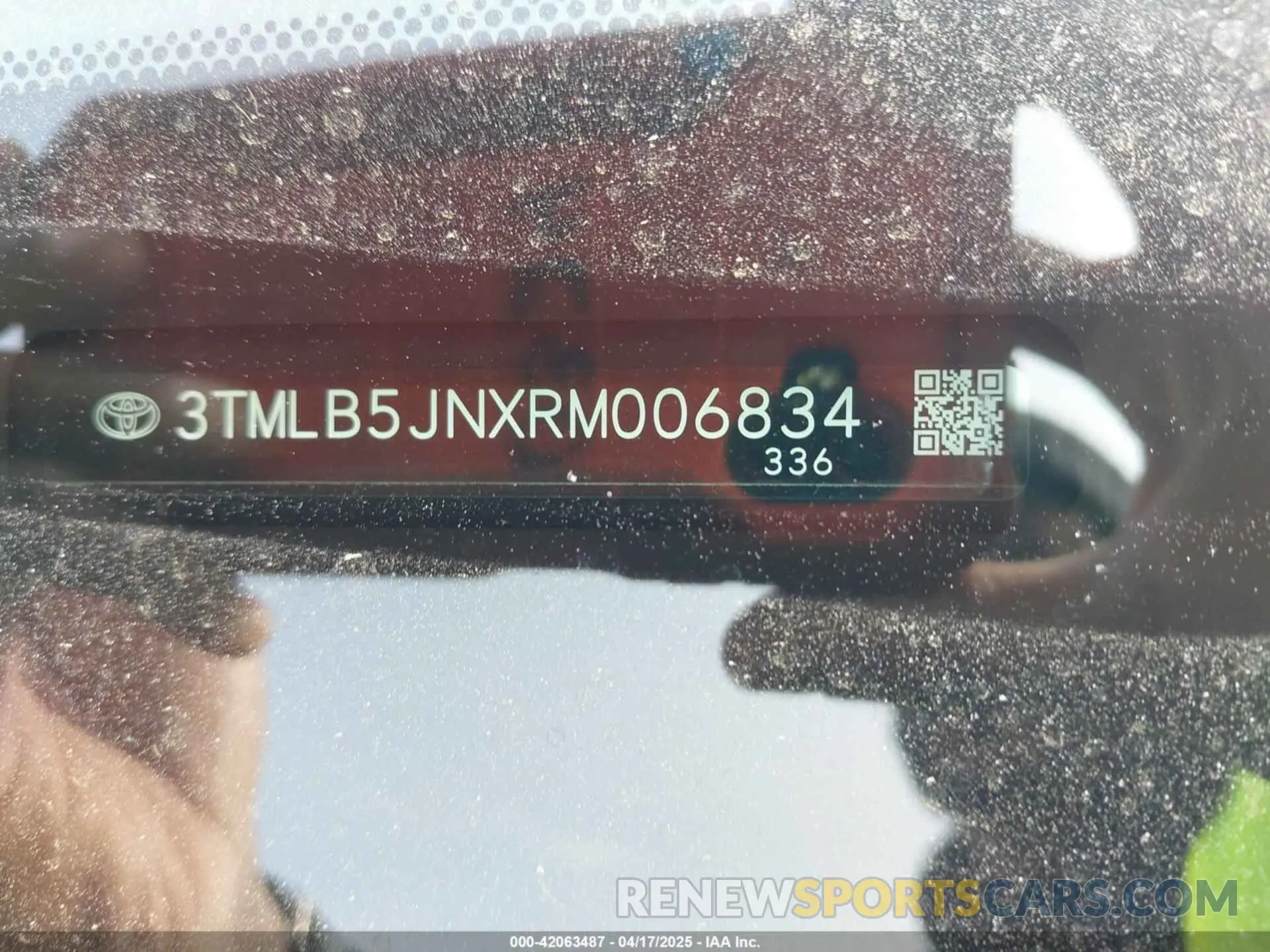 9 Photograph of a damaged car 3TMLB5JNXRM006834 TOYOTA TACOMA 2024