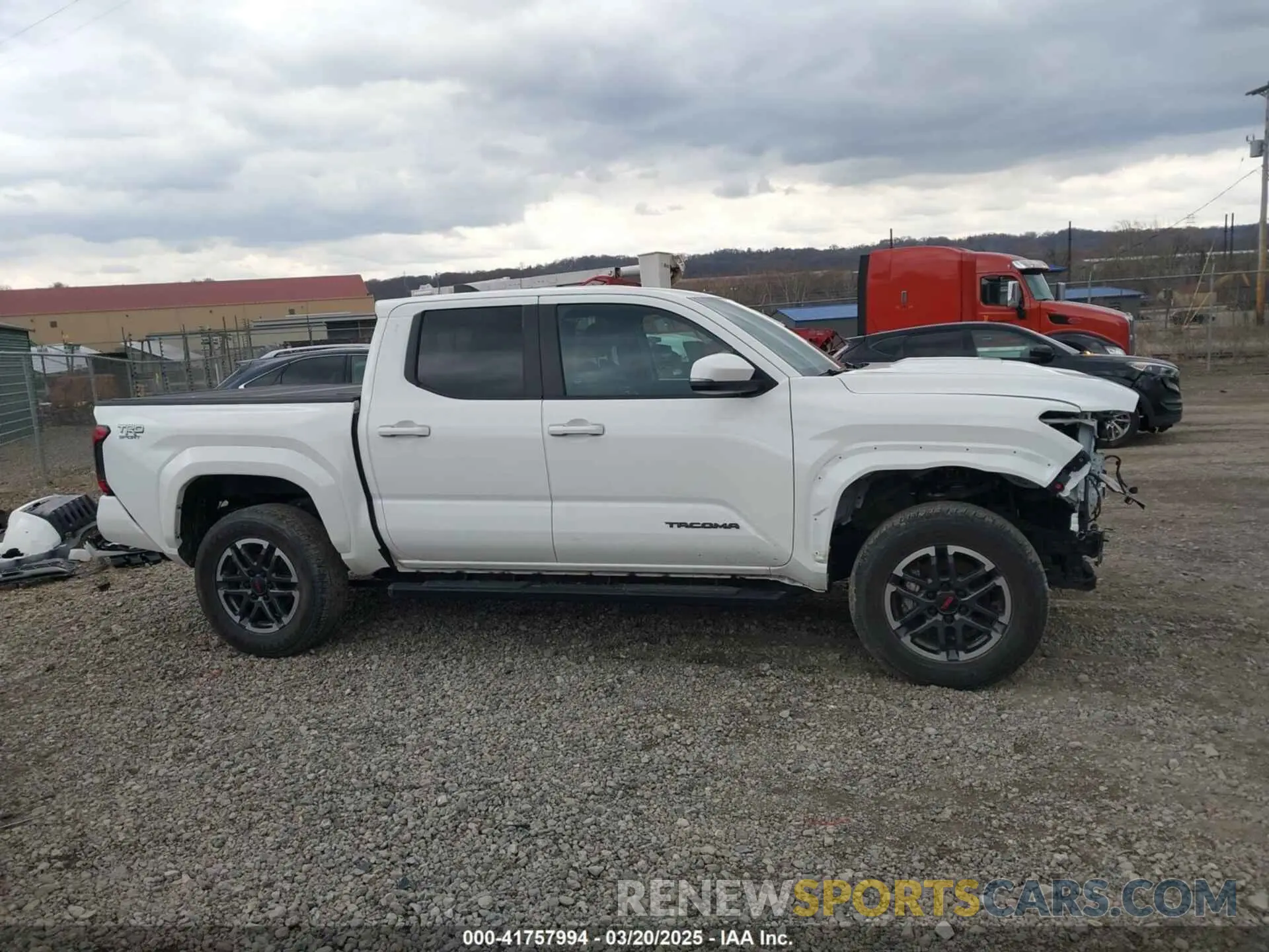 14 Photograph of a damaged car 3TMLB5JNXRM012374 TOYOTA TACOMA 2024