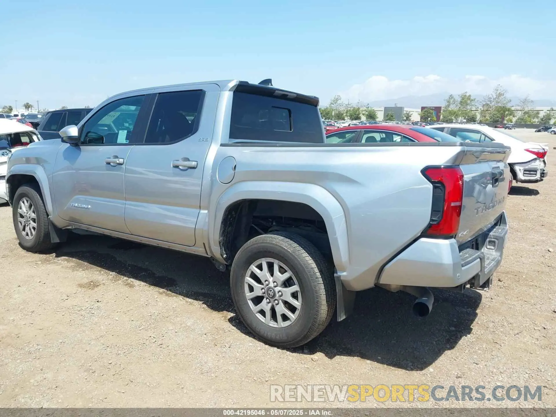 3 Photograph of a damaged car 3TMLB5JNXRM012956 TOYOTA TACOMA 2024