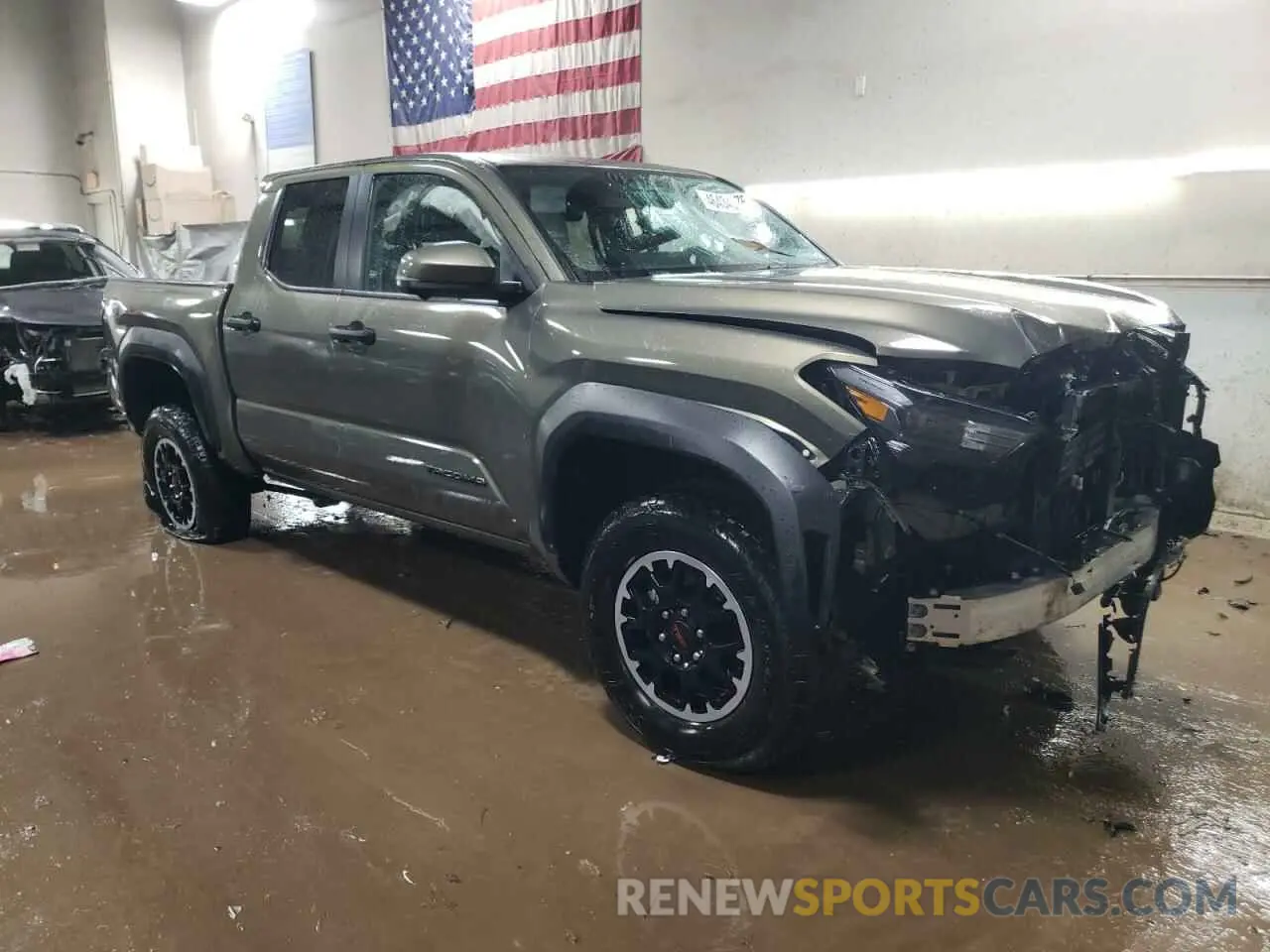 4 Photograph of a damaged car 3TMLB5JNXRM036139 TOYOTA TACOMA 2024