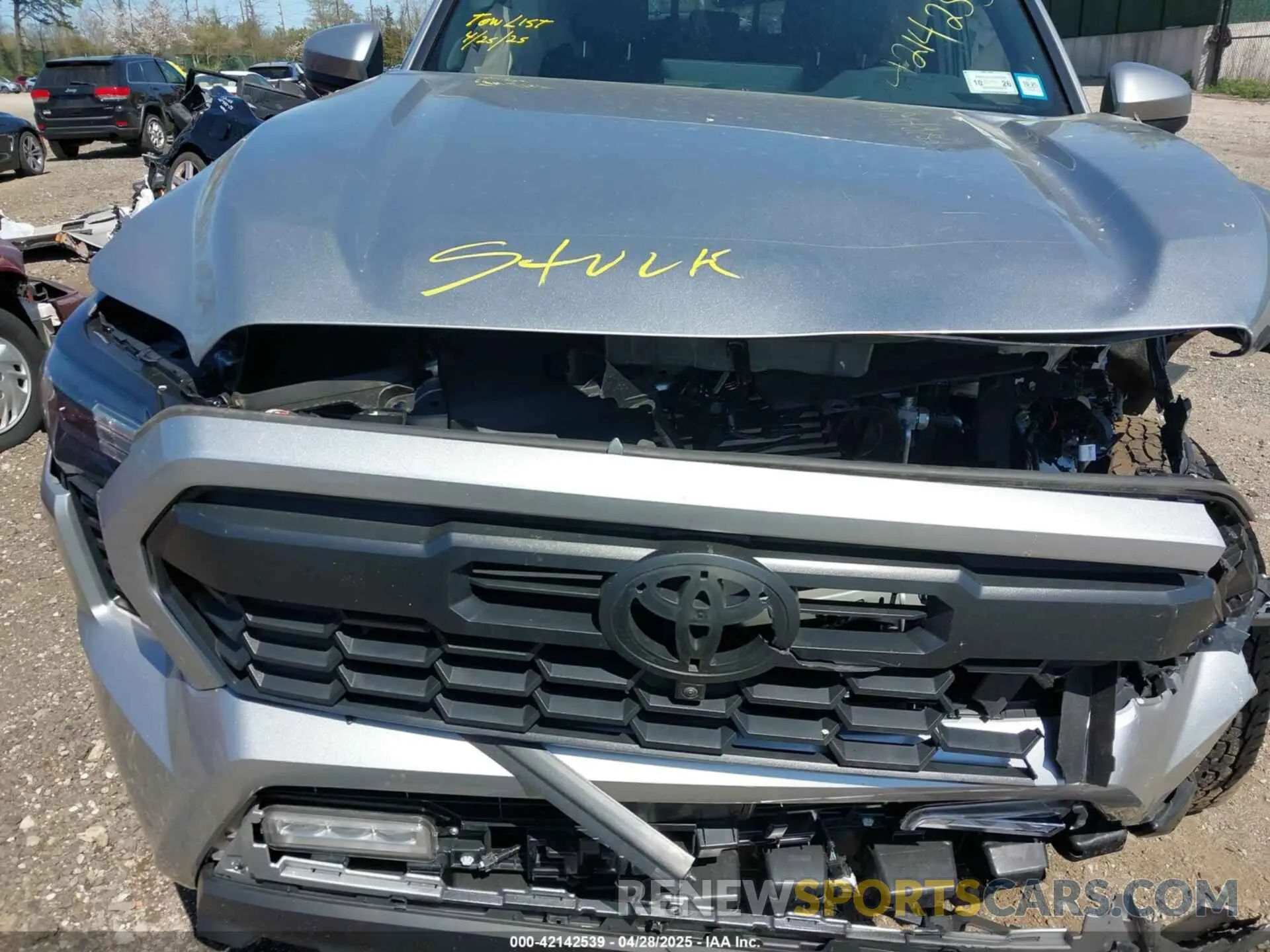 10 Photograph of a damaged car 3TMLB5JNXRM037873 TOYOTA TACOMA 2024