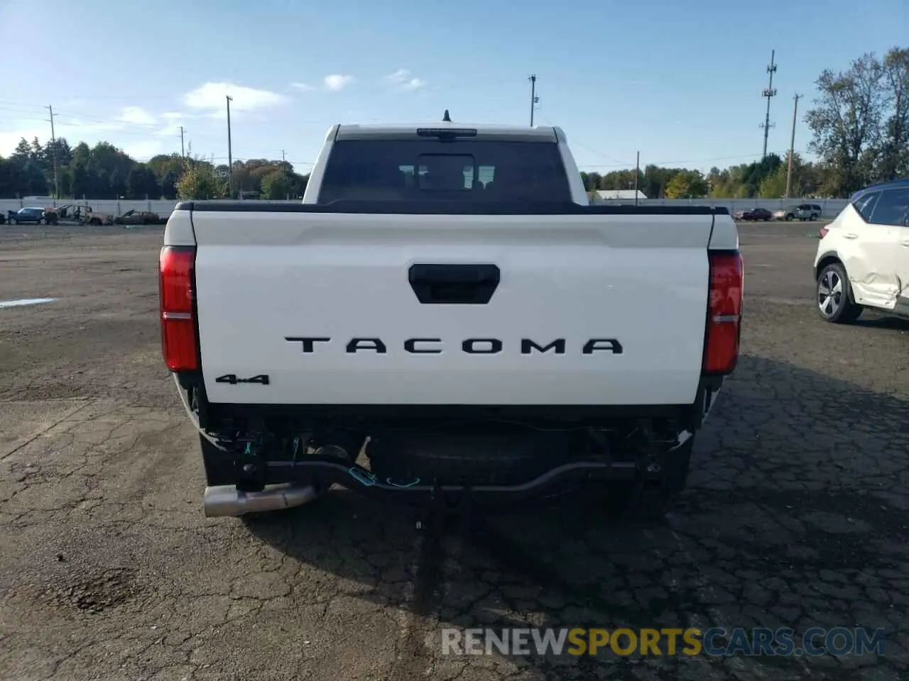 6 Photograph of a damaged car 3TMLB5JNXRM043639 TOYOTA TACOMA 2024