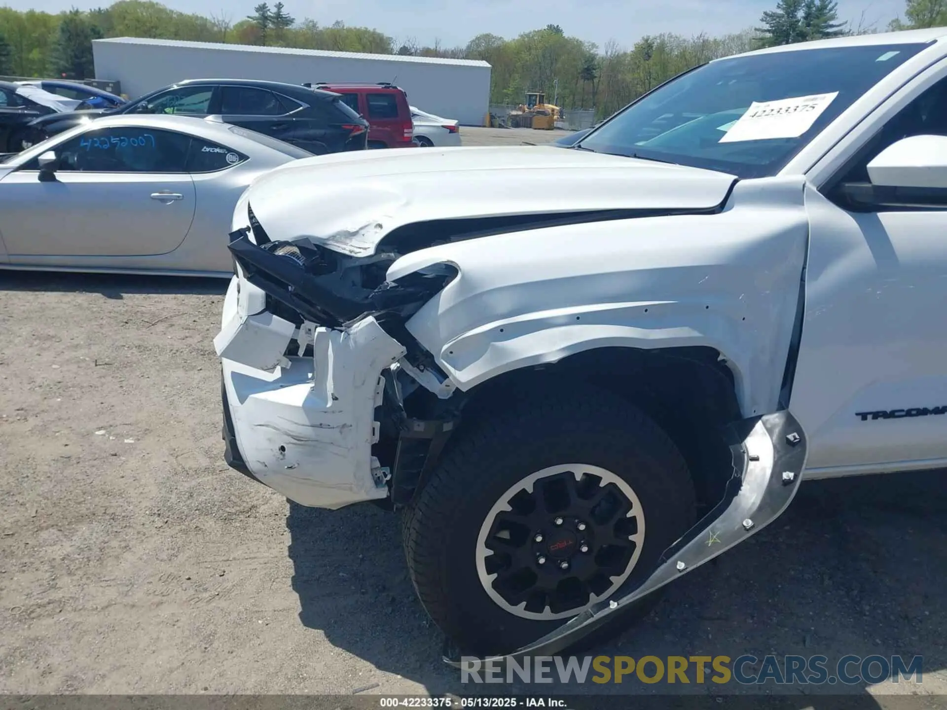 6 Photograph of a damaged car 3TMLB5JNXRM049800 TOYOTA TACOMA 2024
