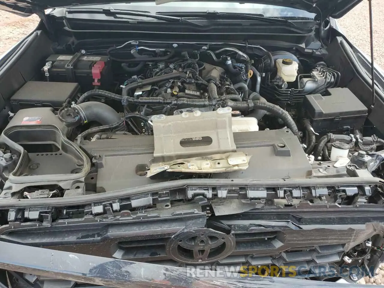 11 Photograph of a damaged car 3TMLB5JNXRM052843 TOYOTA TACOMA 2024