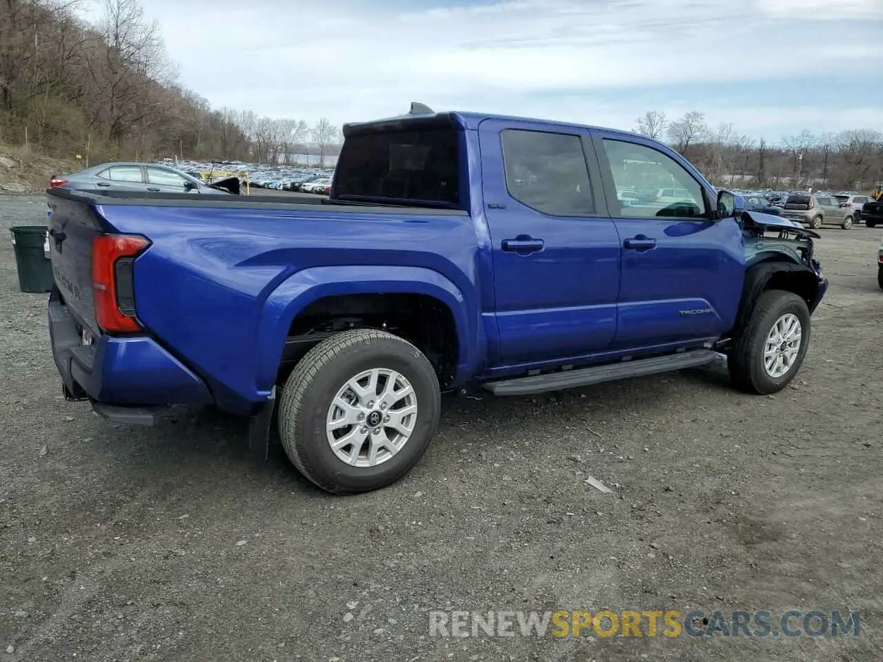 3 Photograph of a damaged car 3TMLB5JNXRM077032 TOYOTA TACOMA 2024