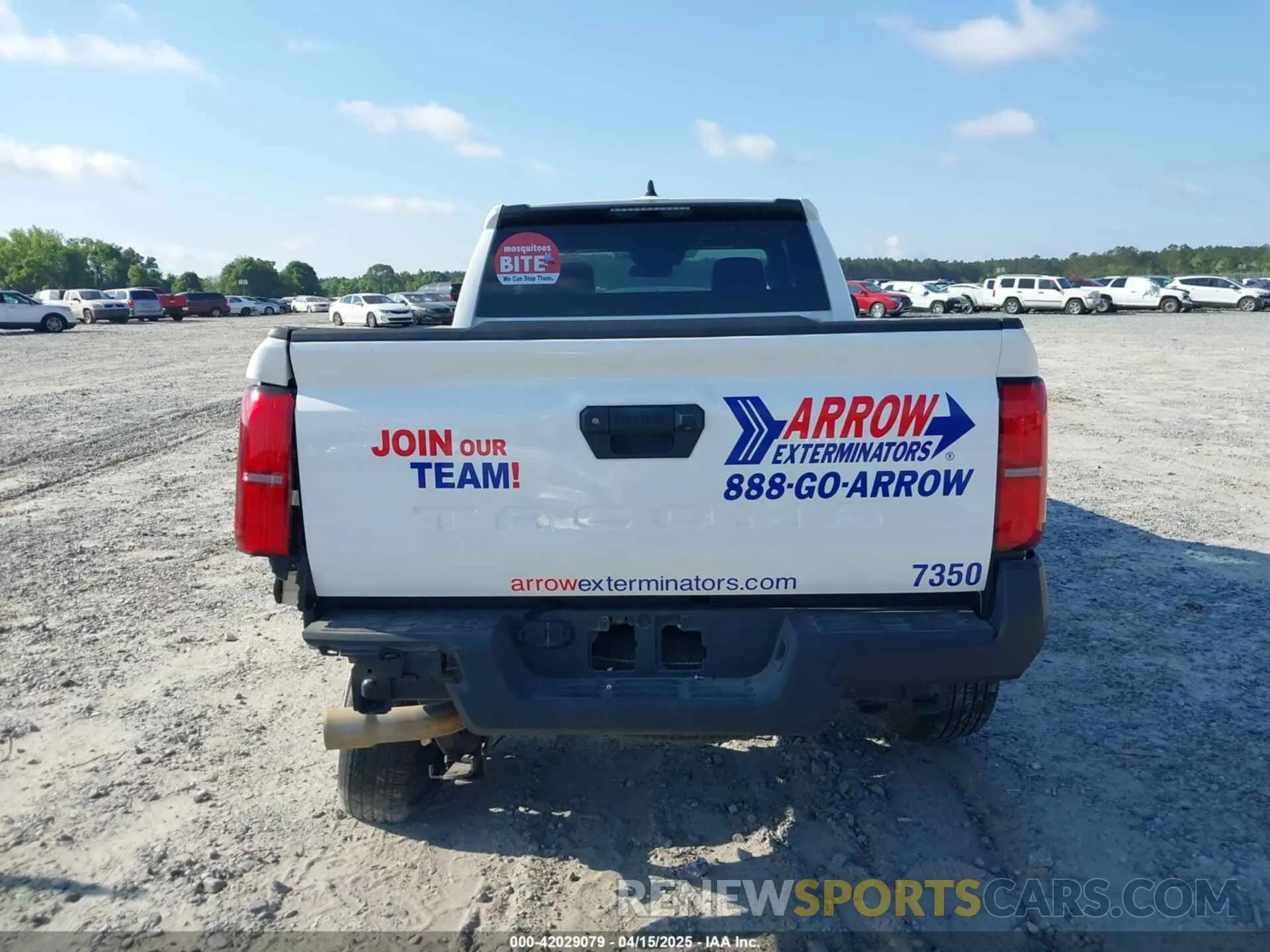 16 Photograph of a damaged car 3TYJDAHN0RT001646 TOYOTA TACOMA 2024