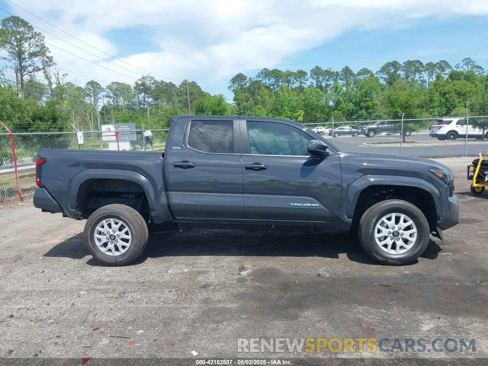 13 Photograph of a damaged car 3TYKB5FN0RT013249 TOYOTA TACOMA 2024