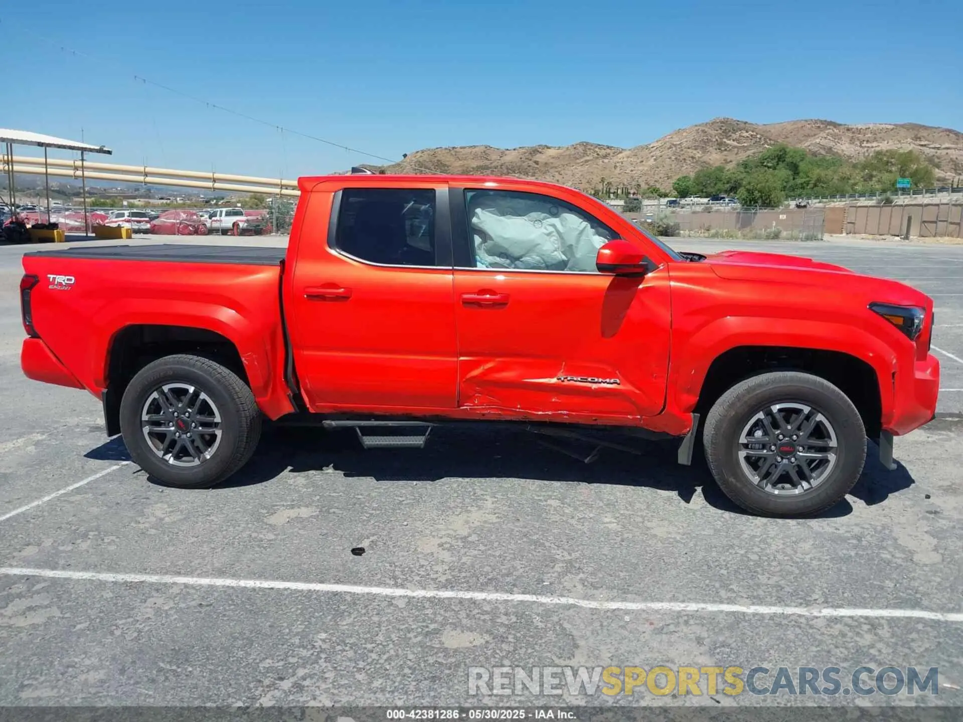 13 Photograph of a damaged car 3TYKB5FN0RT014918 TOYOTA TACOMA 2024