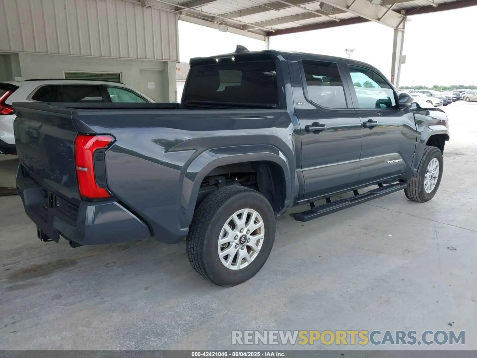 4 Photograph of a damaged car 3TYKB5FN4RT006076 TOYOTA TACOMA 2024
