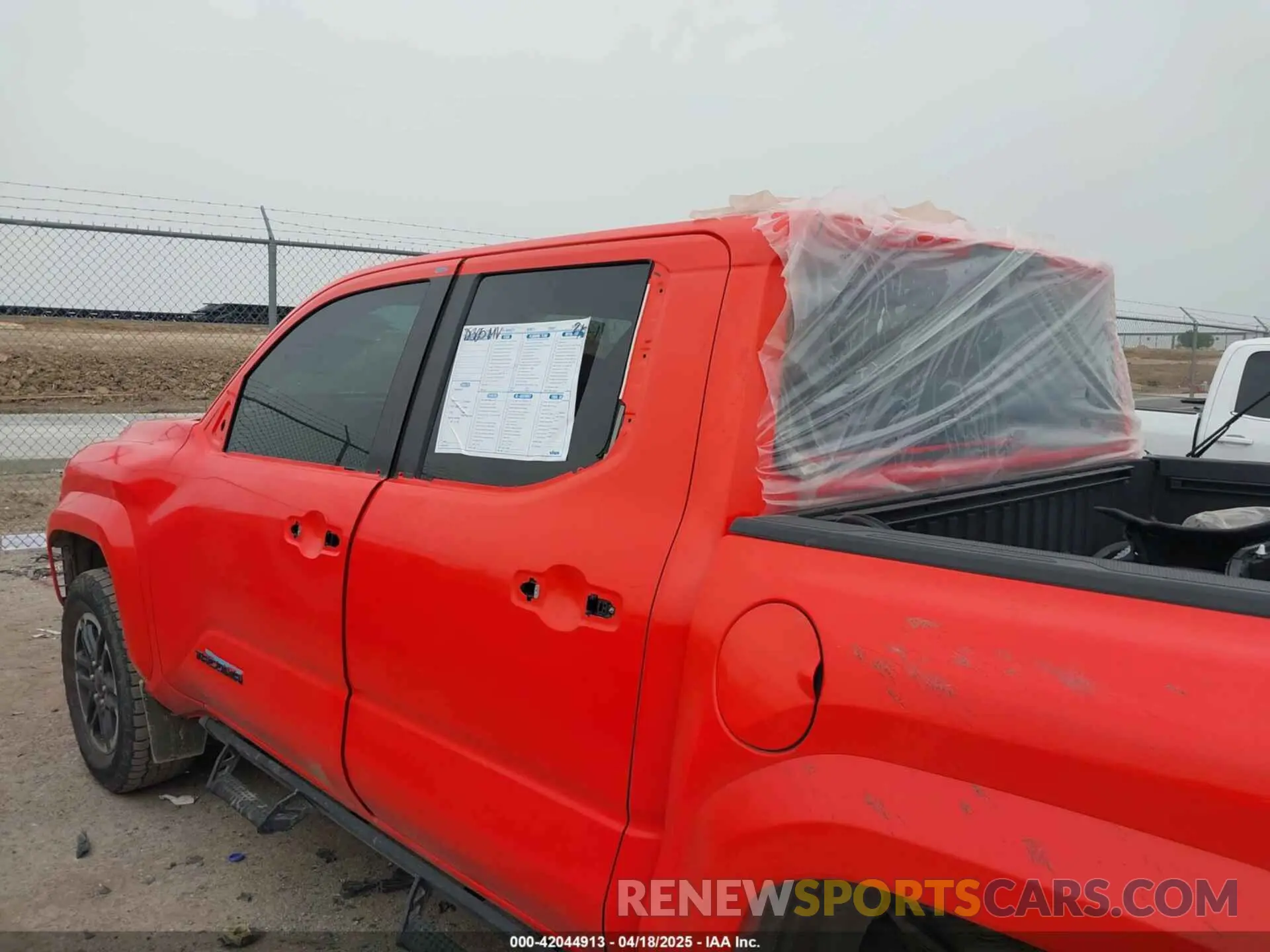 19 Photograph of a damaged car 3TYKB5FN6RT012753 TOYOTA TACOMA 2024