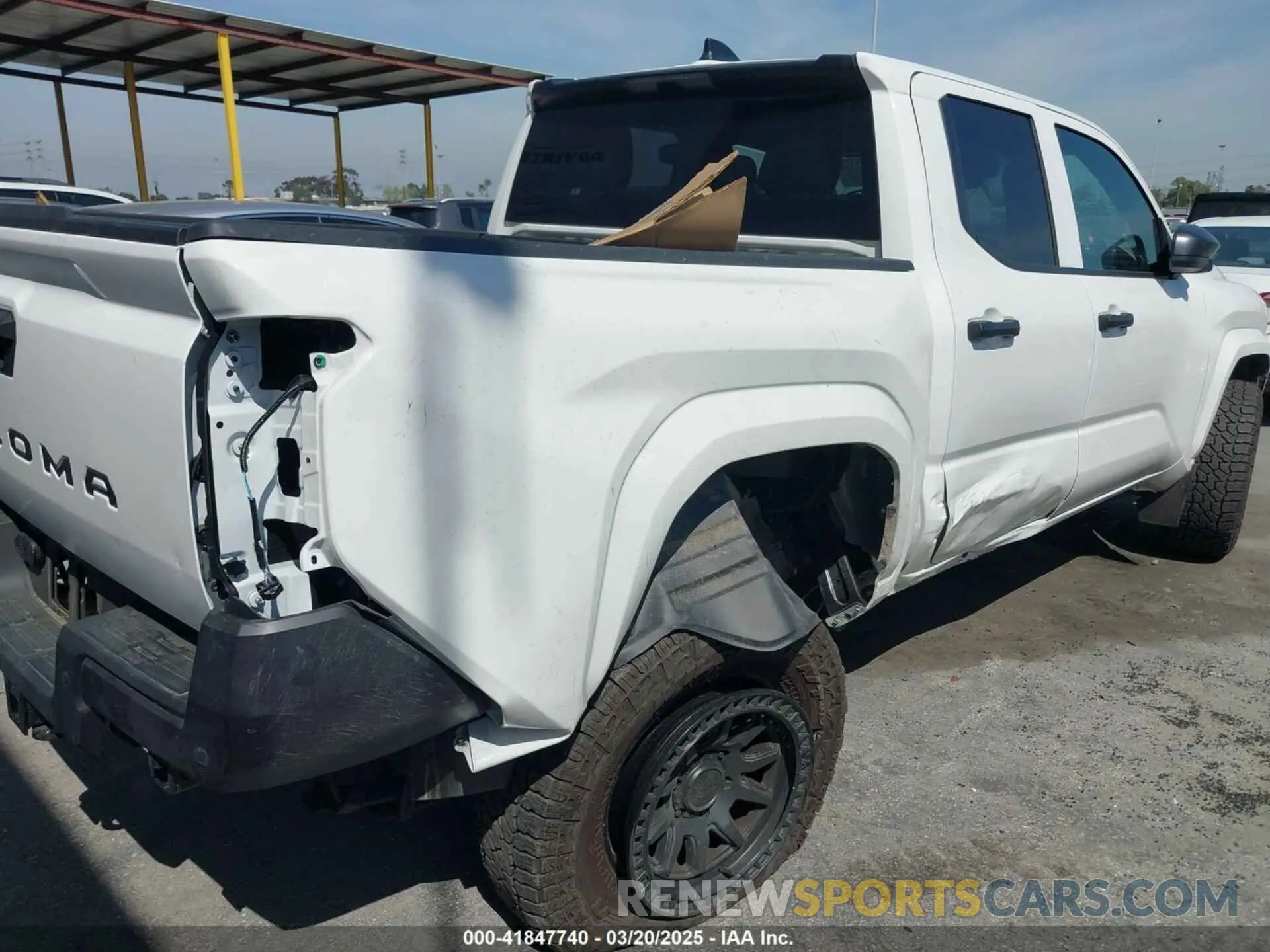 6 Photograph of a damaged car 3TYKD5HN5RT006613 TOYOTA TACOMA 2024